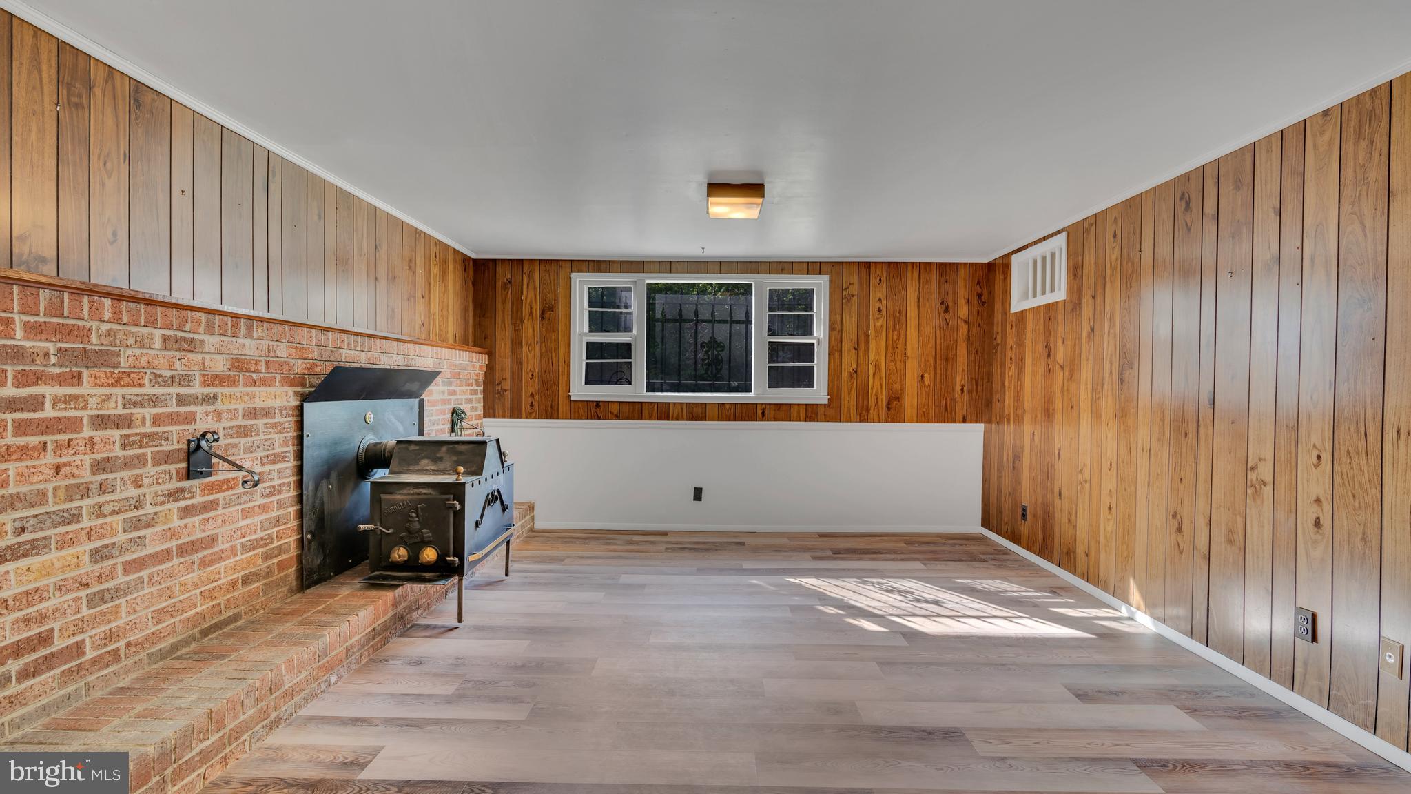 SHADY DALE - Residential