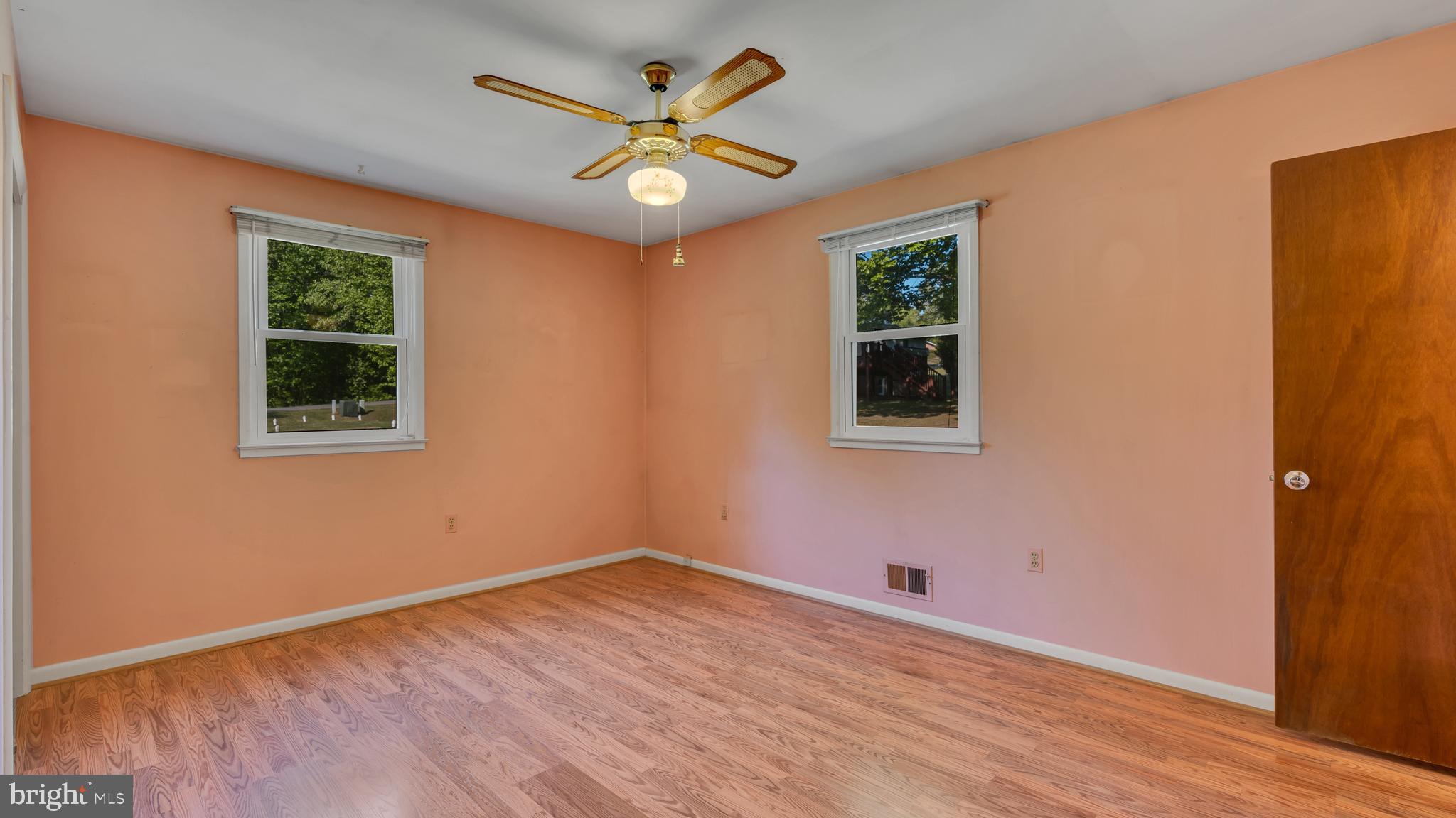 SHADY DALE - Residential