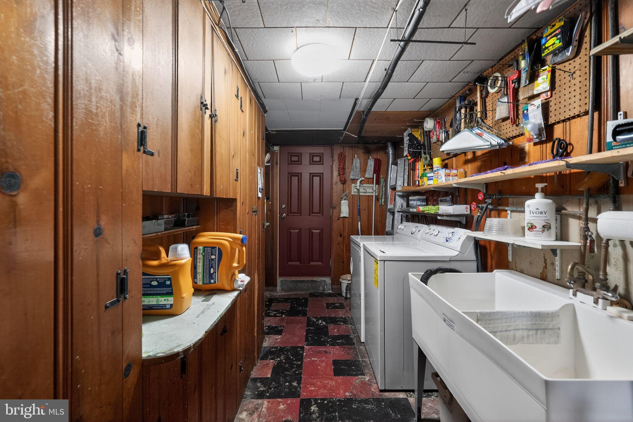 EAST MT AIRY - Residential