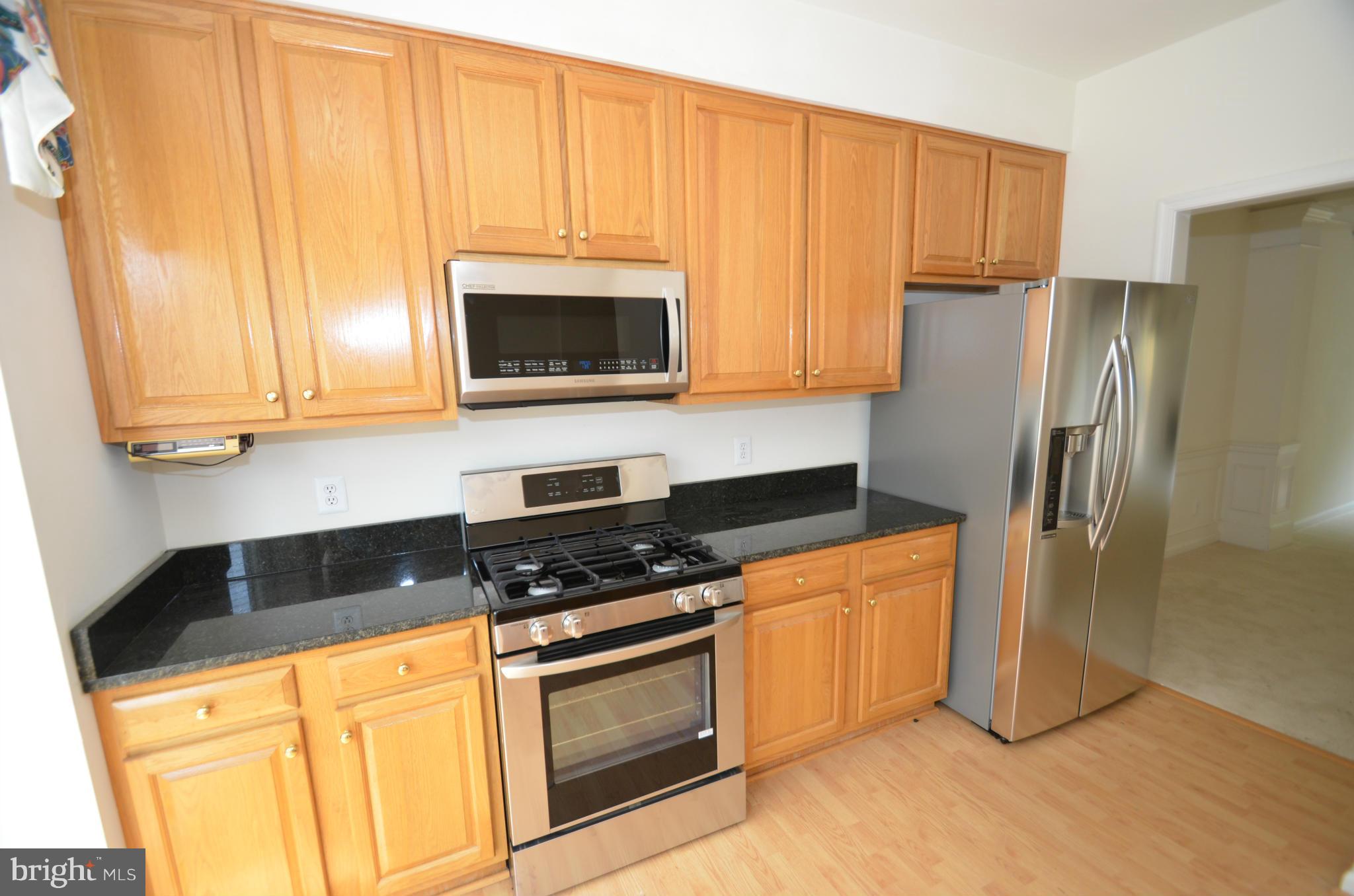 ISLAND CREEK - Residential Lease