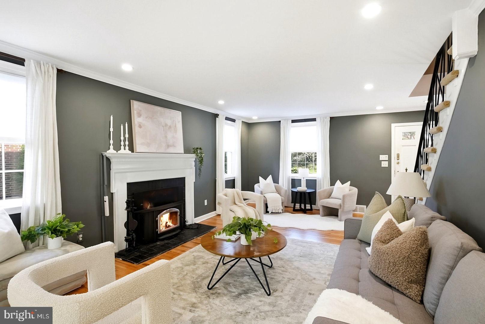1526 JAMES ROAD
