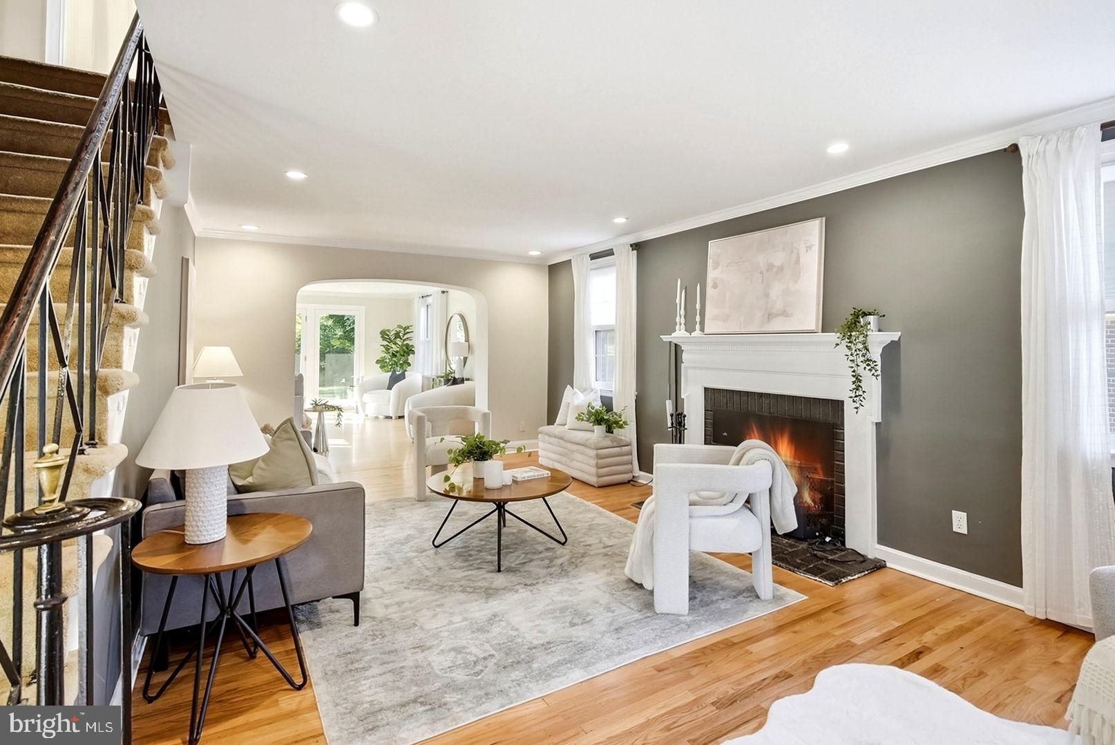 1526 JAMES ROAD