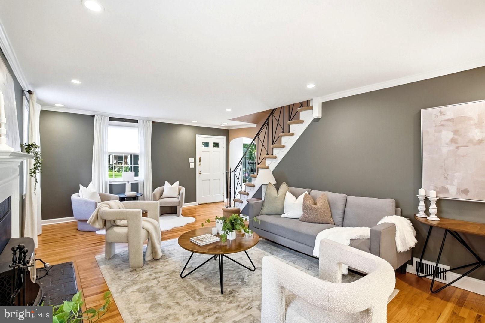 1526 JAMES ROAD