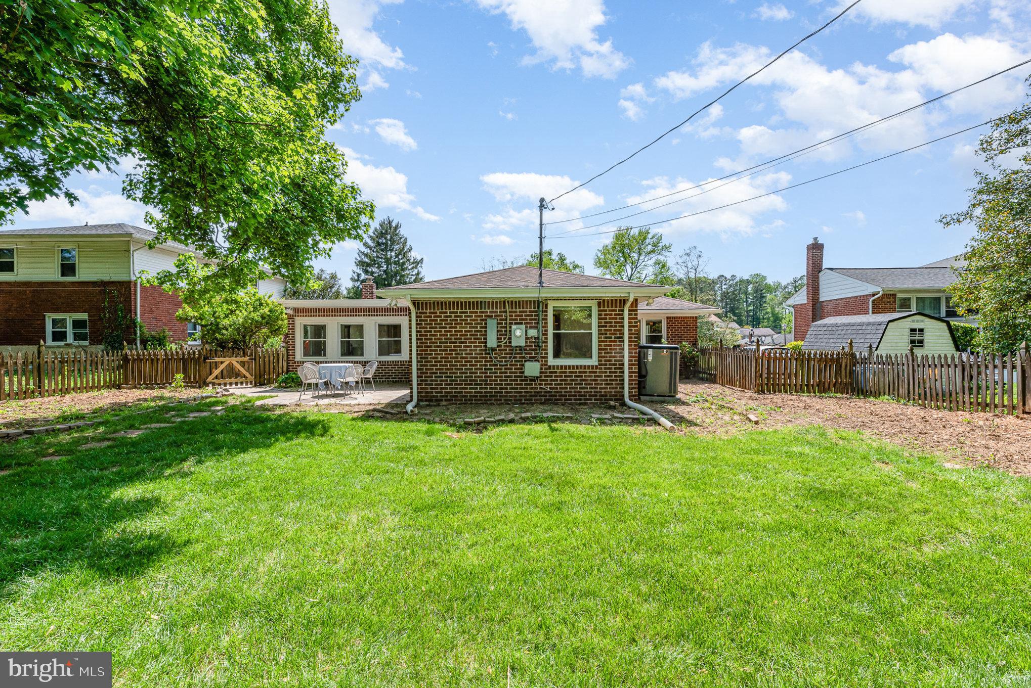 CAMPUS HILLS - Residential