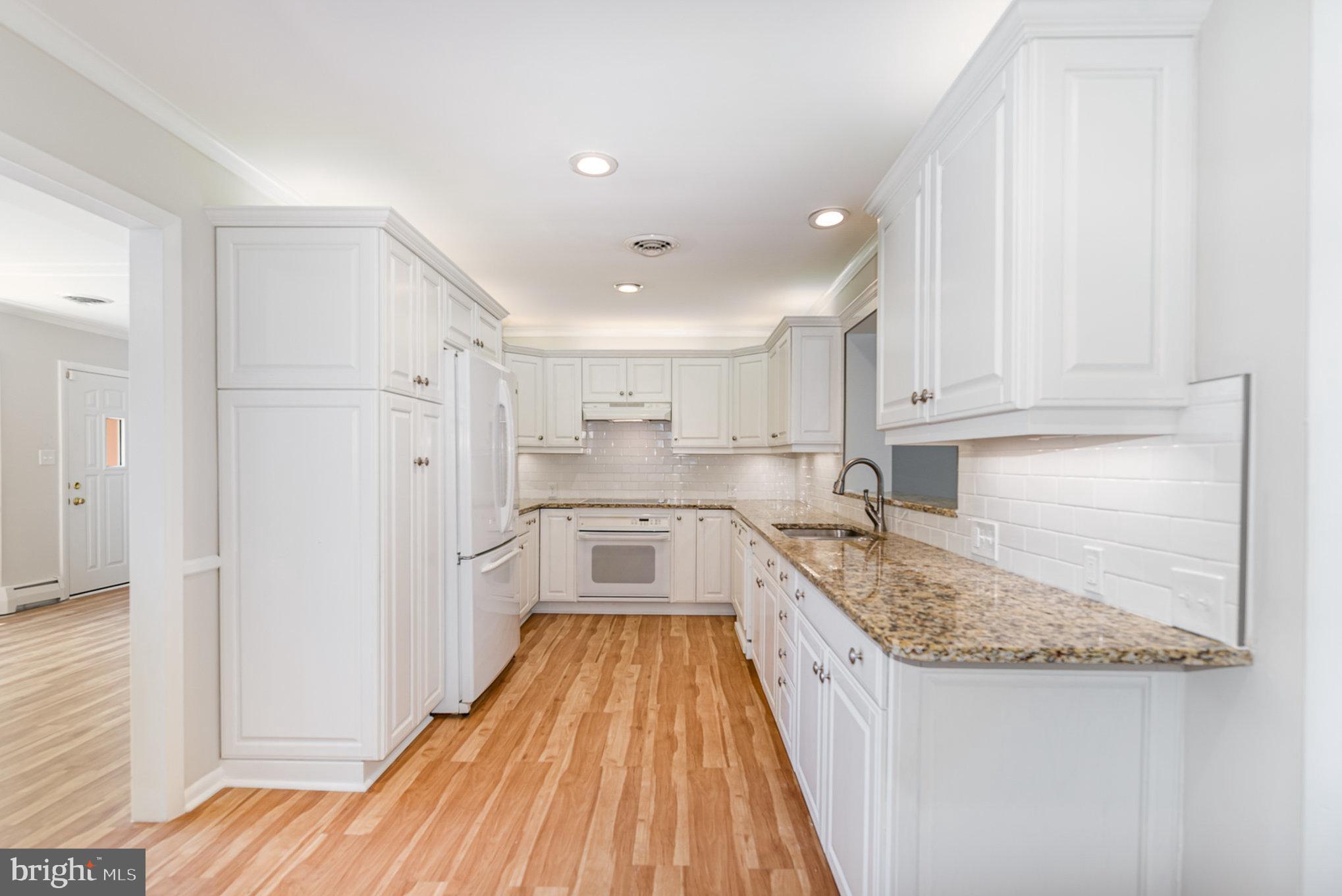 CAMPUS HILLS - Residential