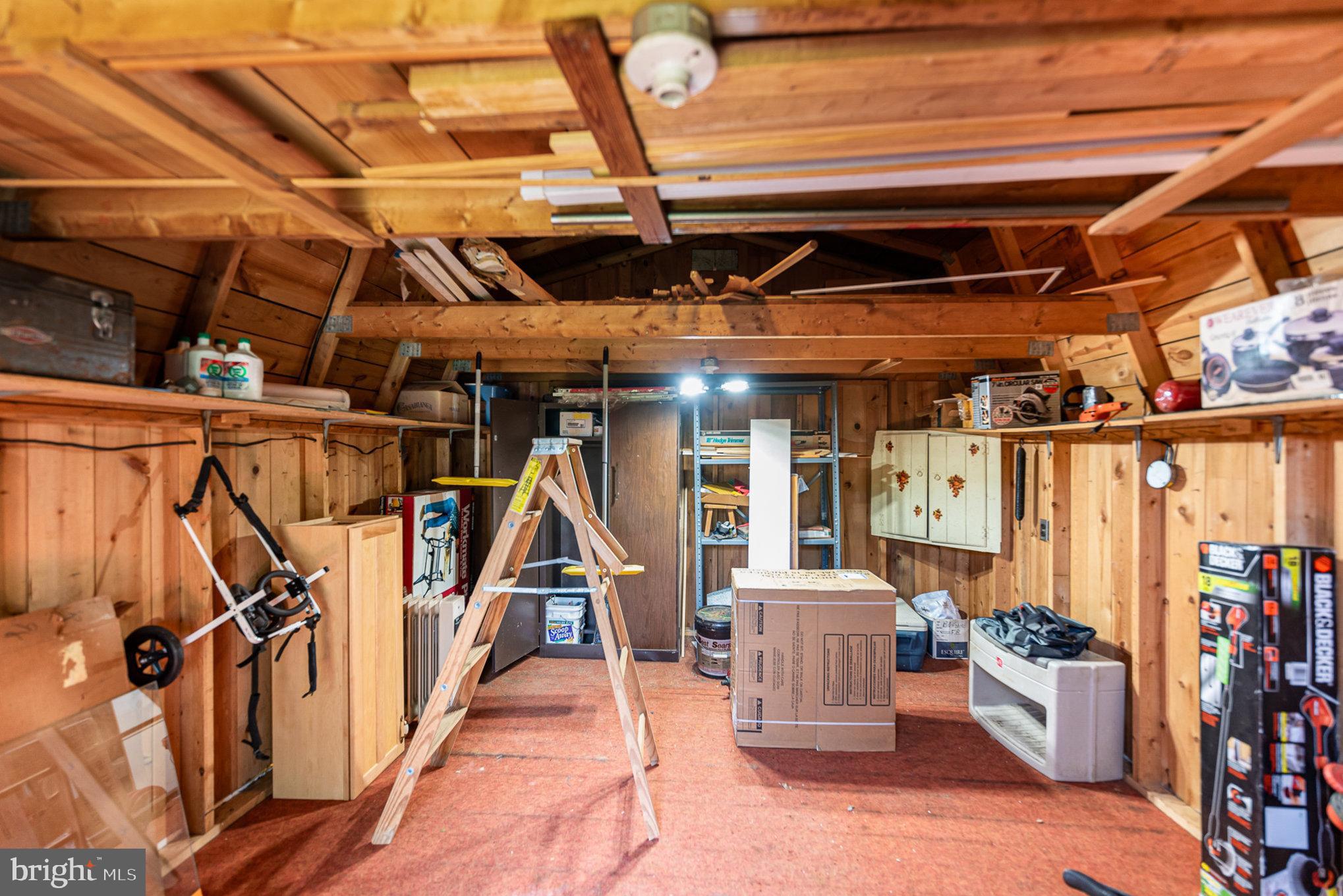 CAMPUS HILLS - Residential