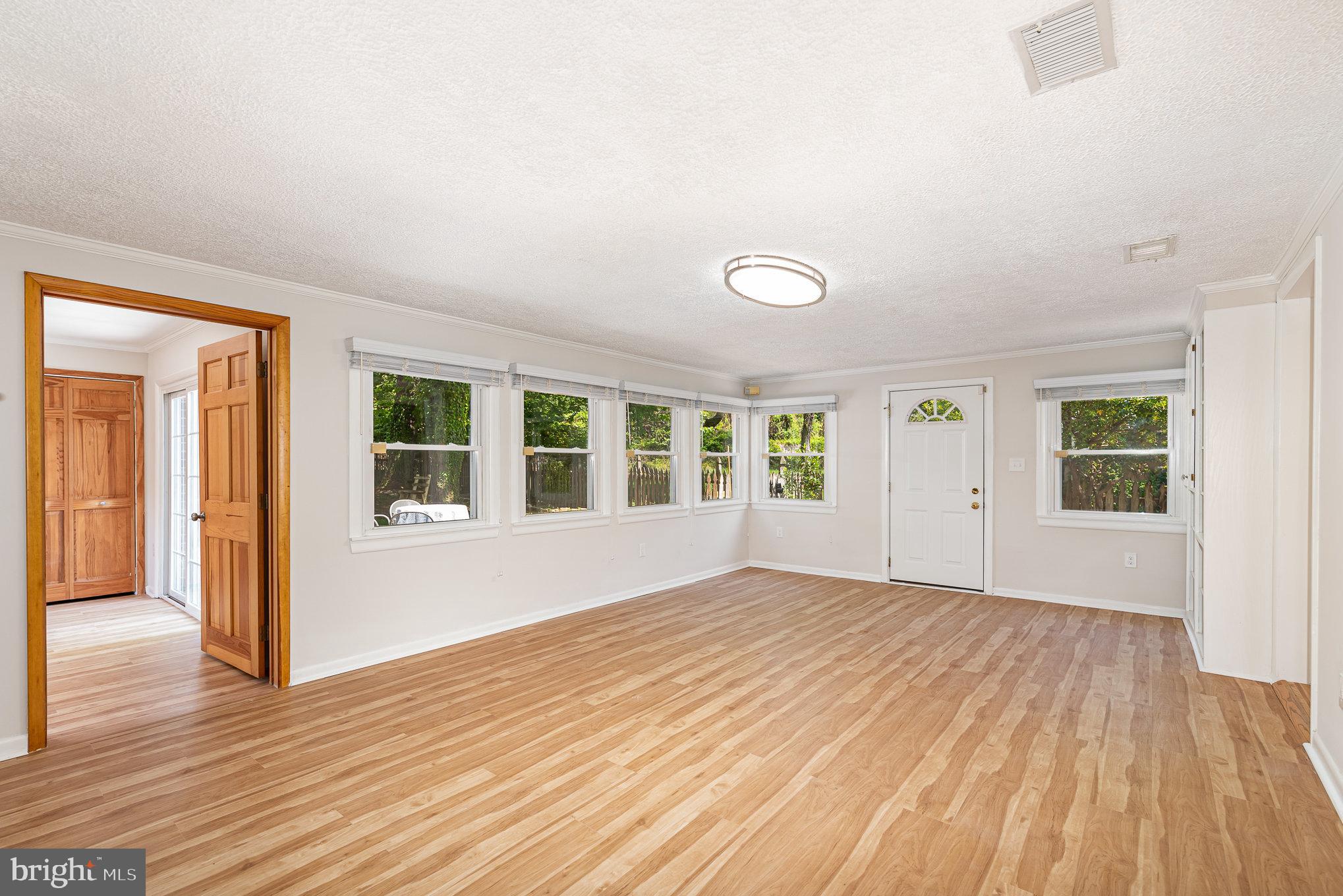 CAMPUS HILLS - Residential