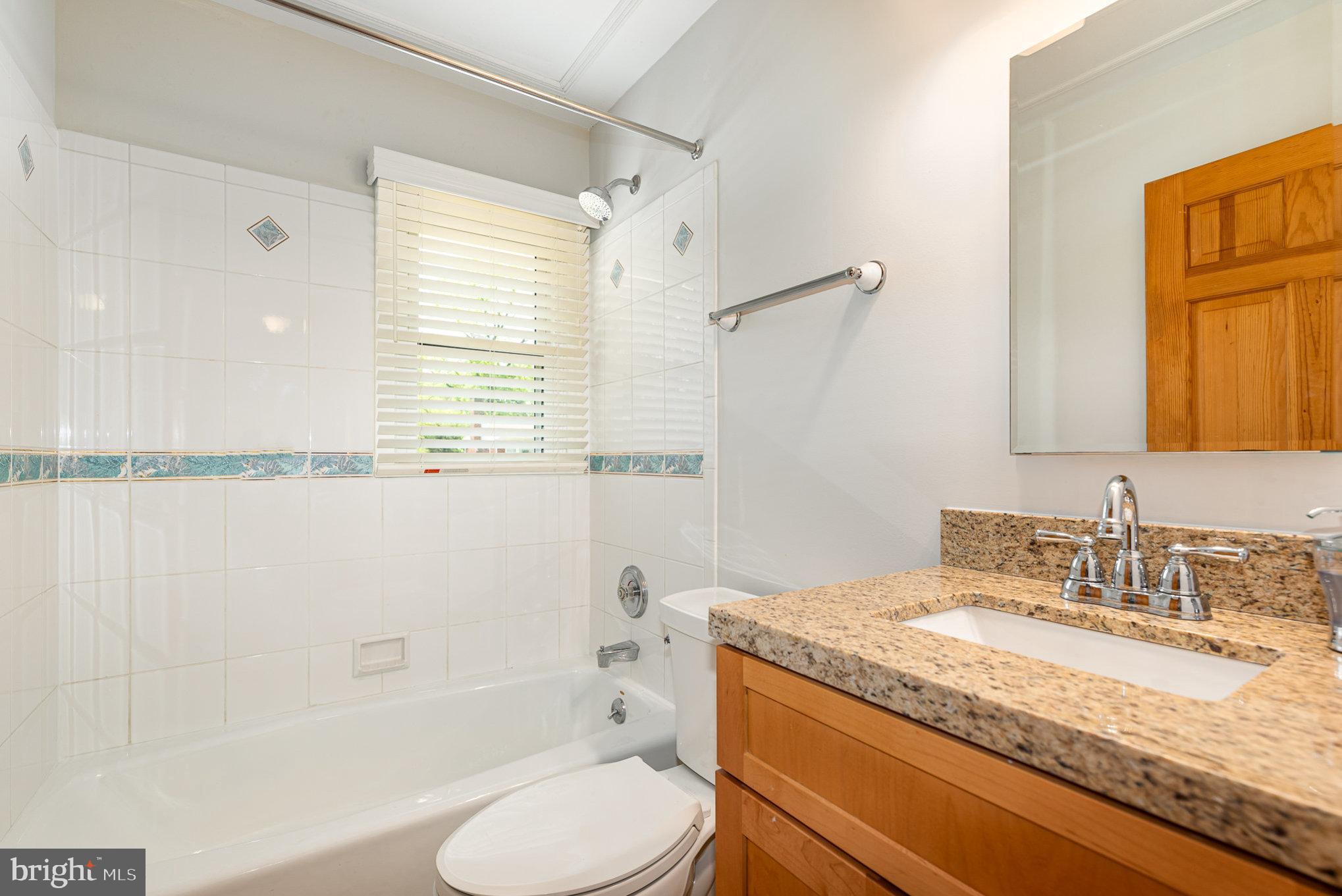 CAMPUS HILLS - Residential