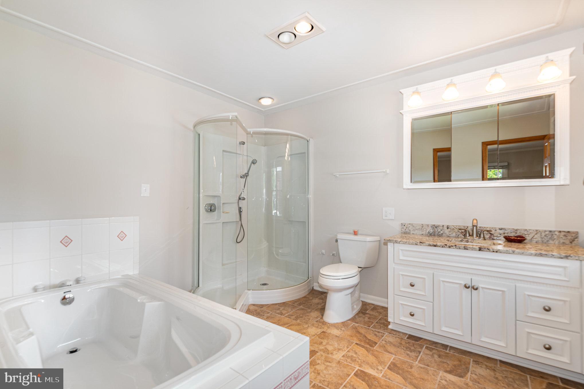 CAMPUS HILLS - Residential