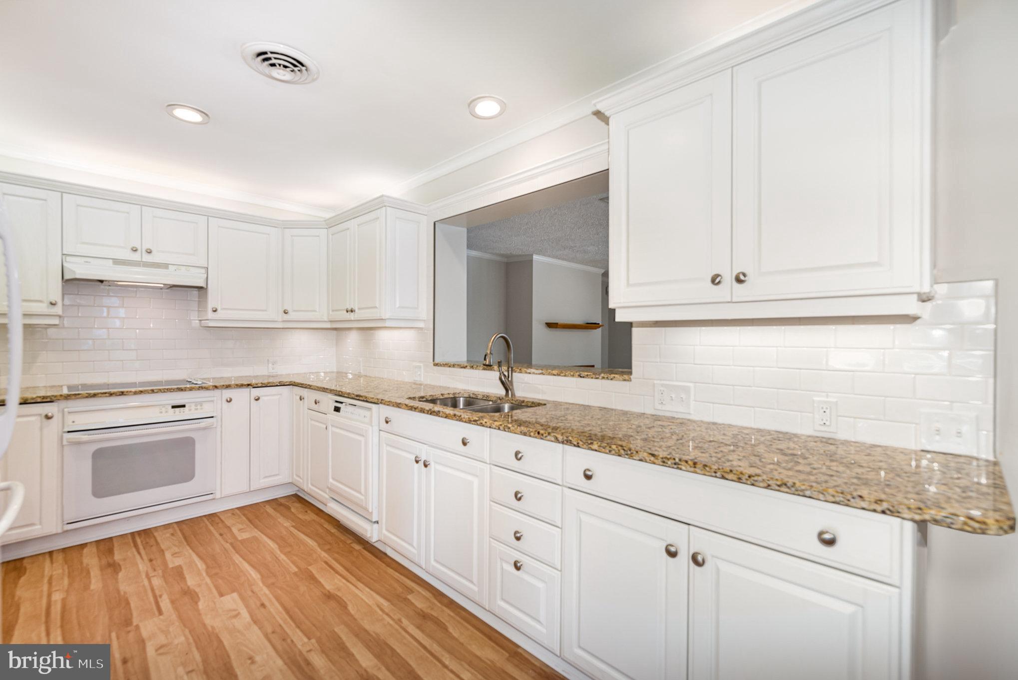 CAMPUS HILLS - Residential