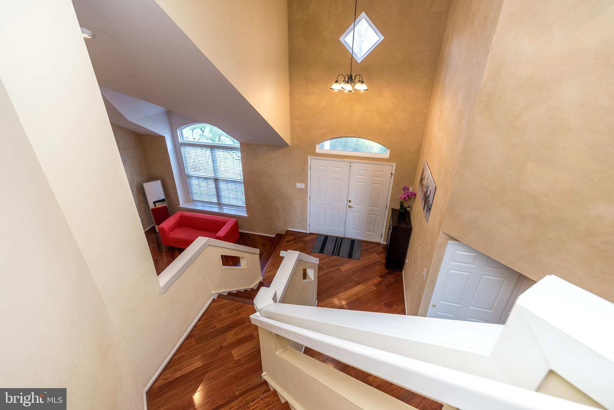 WHISPER RIDGE S - Residential