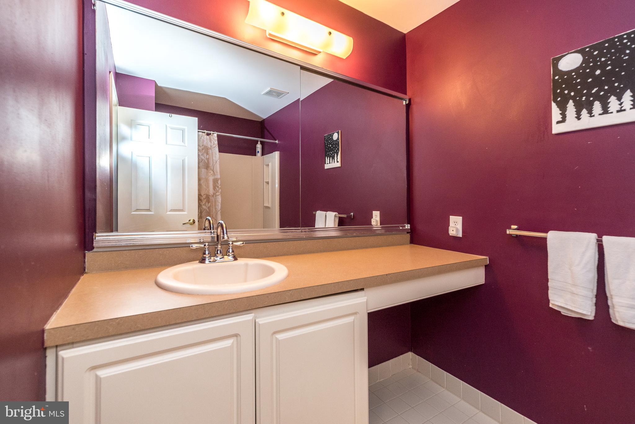 WHISPER RIDGE S - Residential