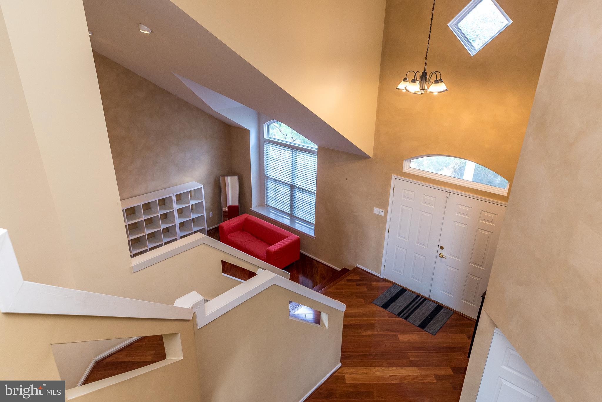 WHISPER RIDGE S - Residential