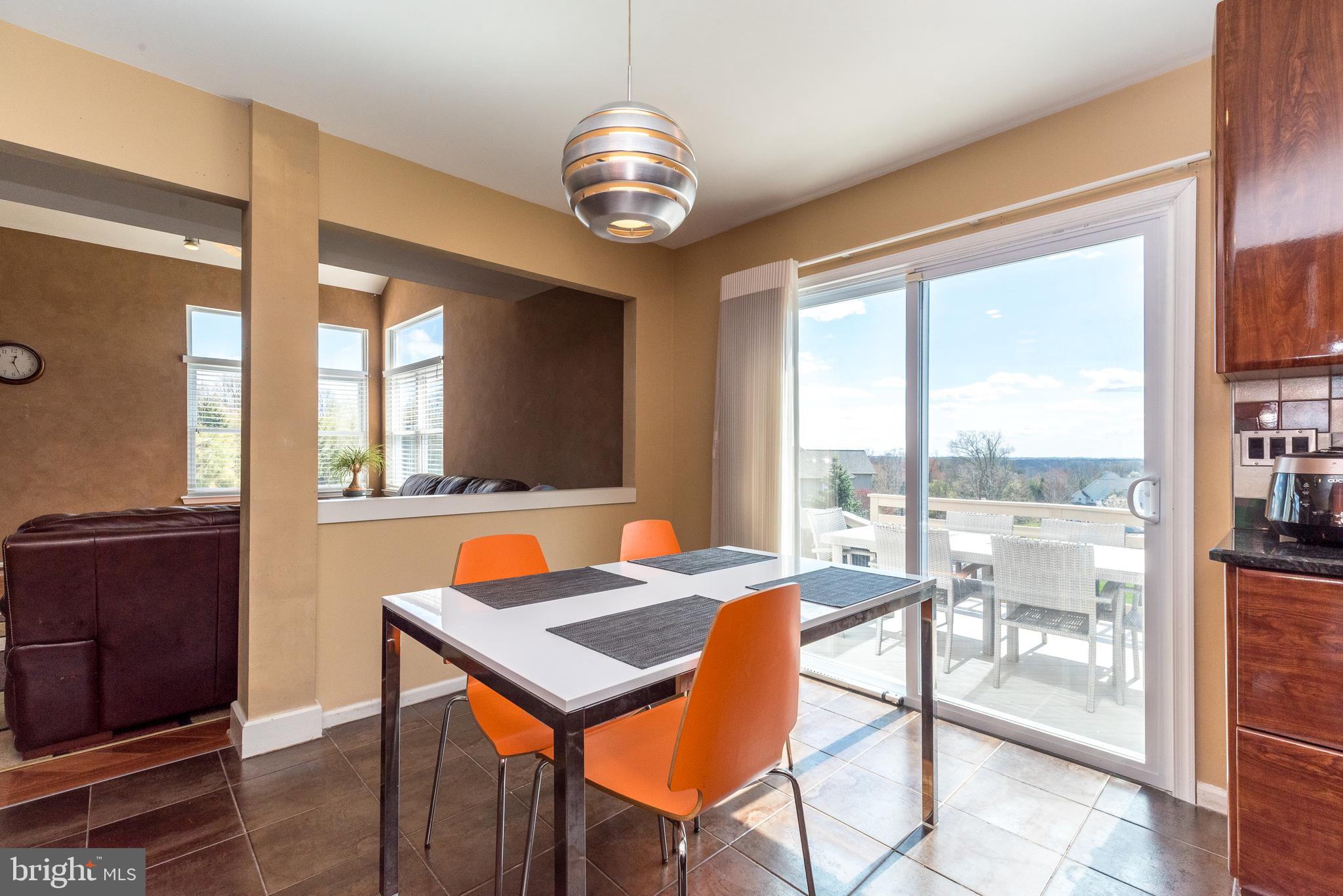 WHISPER RIDGE S - Residential