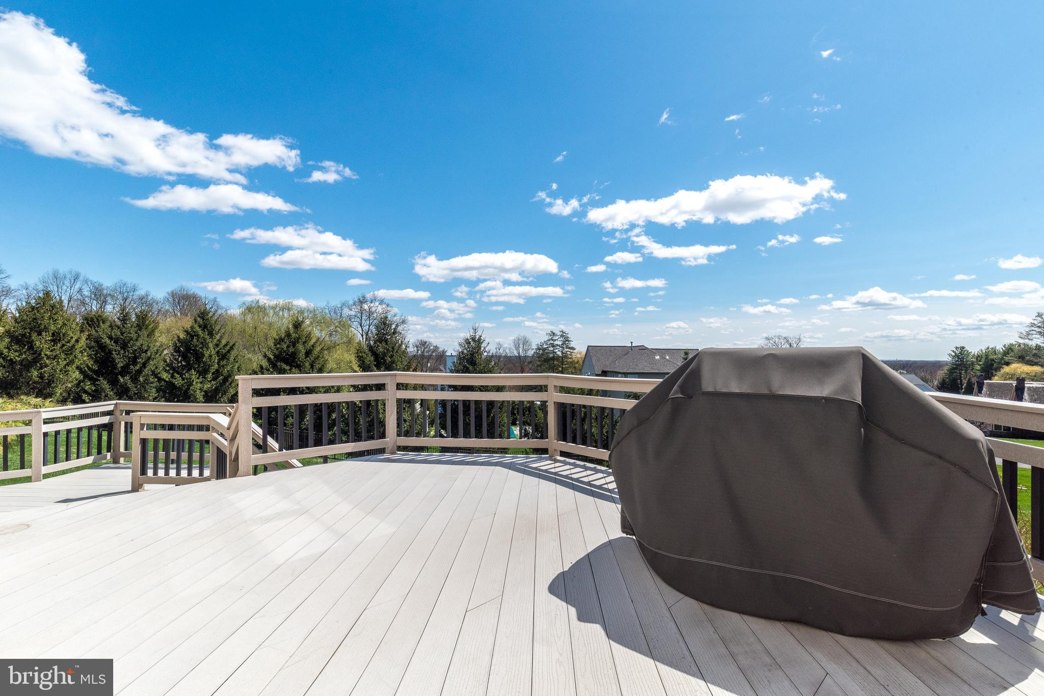 WHISPER RIDGE S - Residential