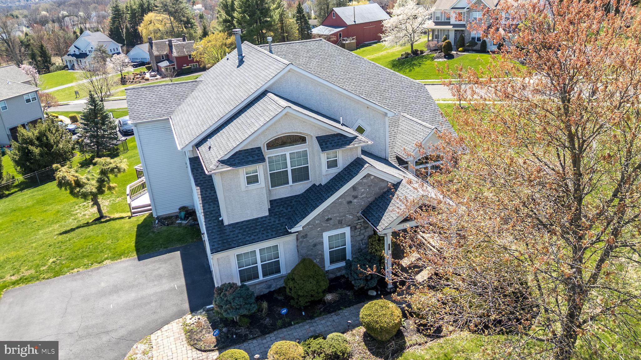 WHISPER RIDGE S - Residential