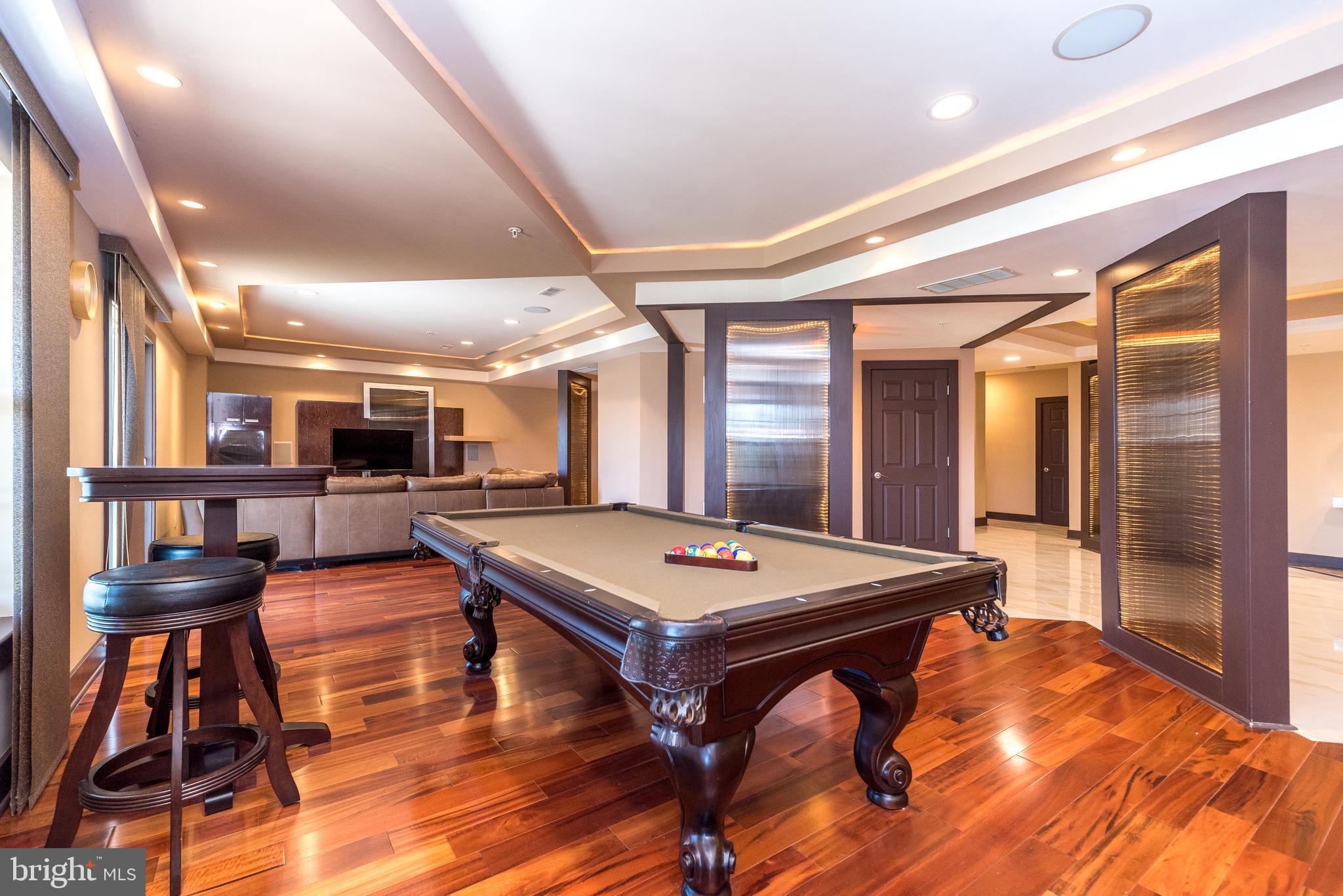 WHISPER RIDGE S - Residential