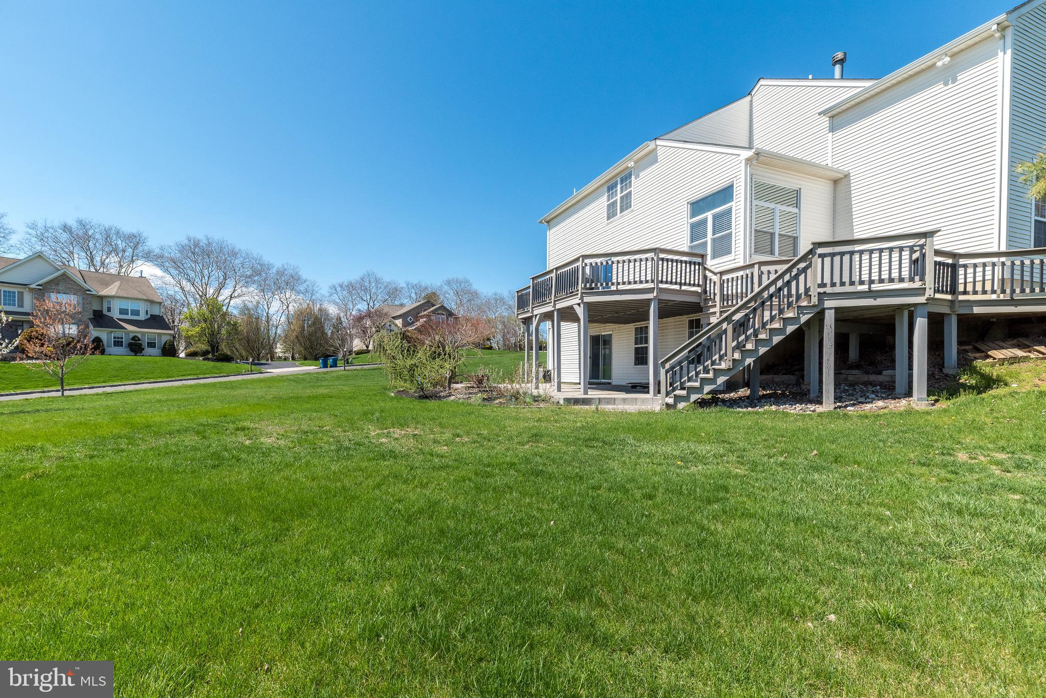 WHISPER RIDGE S - Residential