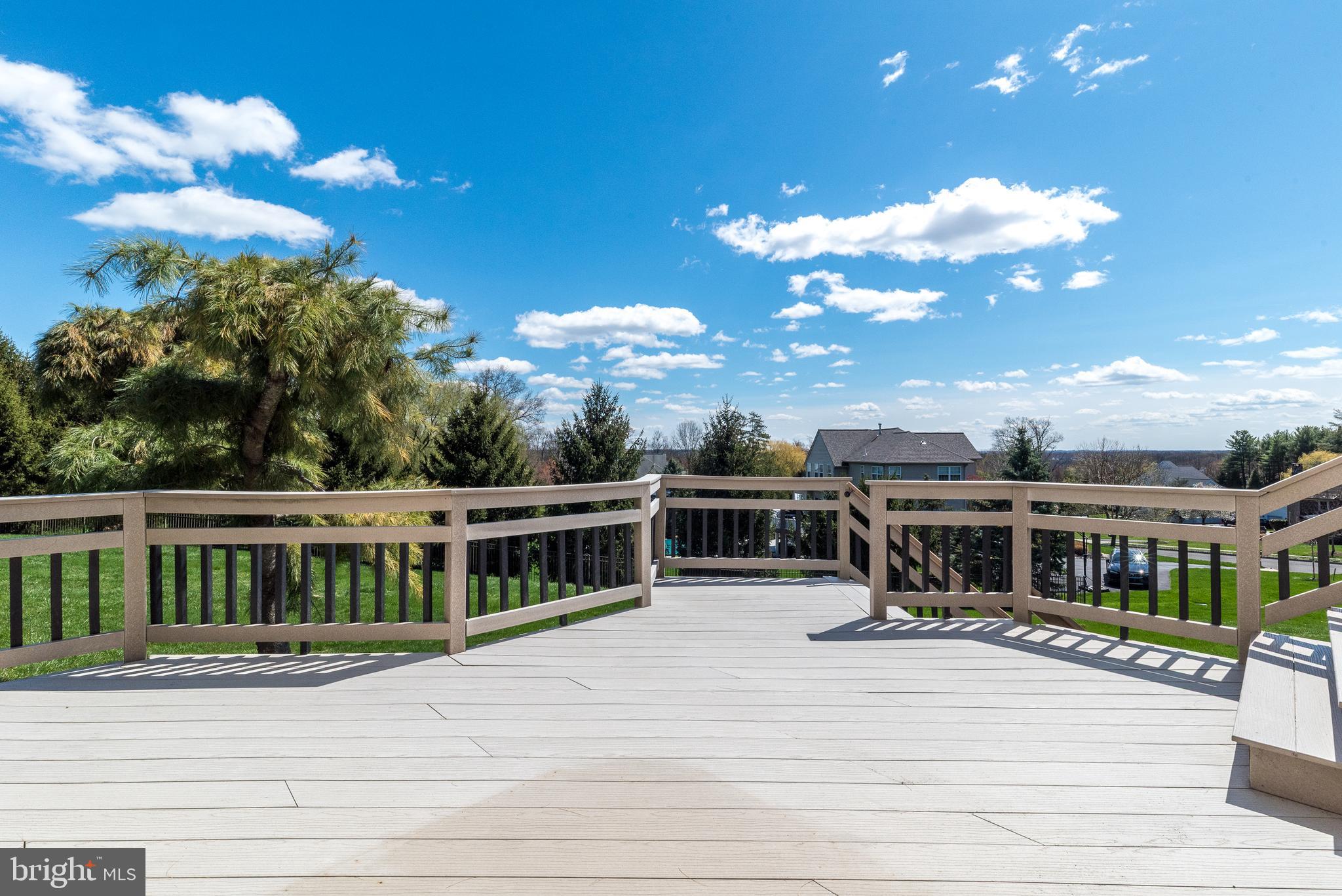 WHISPER RIDGE S - Residential