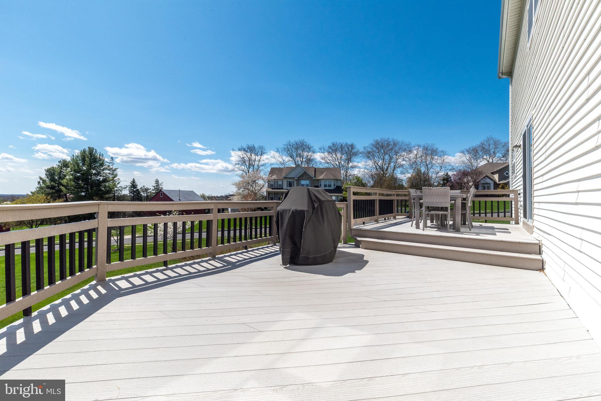 WHISPER RIDGE S - Residential