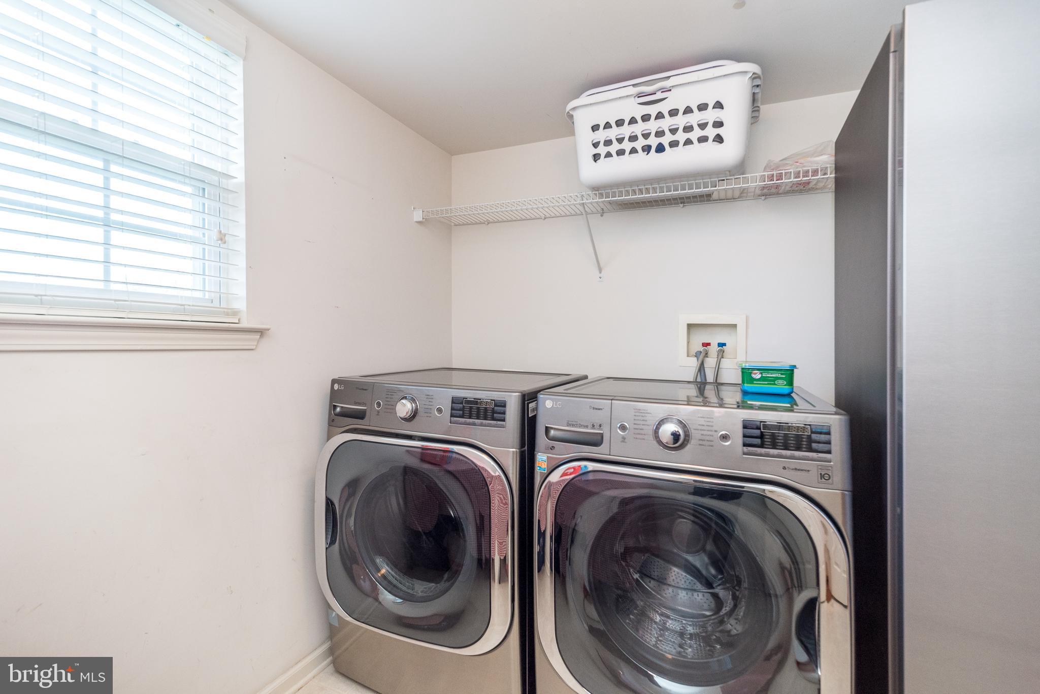 WHISPER RIDGE S - Residential