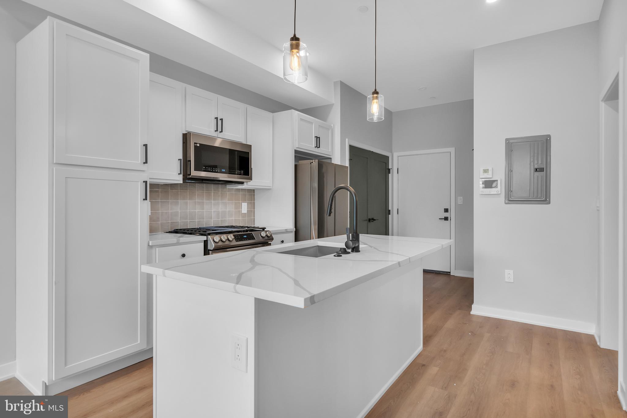 FRANCISVILLE - Residential Lease