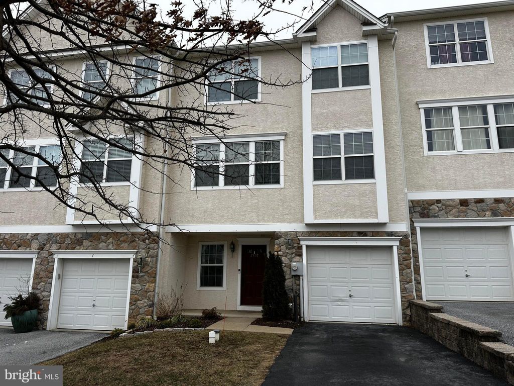 Photo of 2732 Shelburne Road #142W, DOWNINGTOWN, PA 19335 (MLS # PACT2116220)