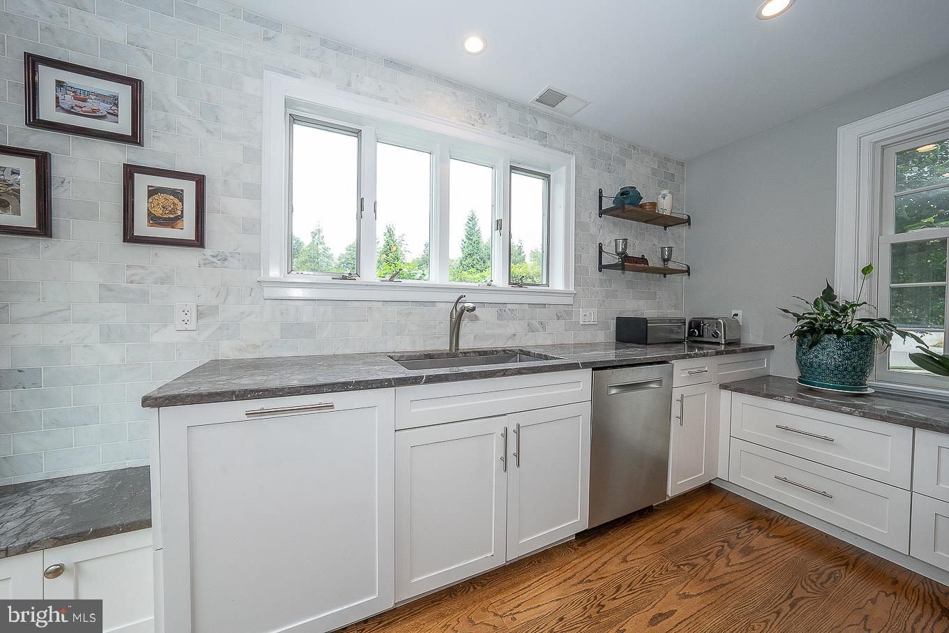 MERION PARK - Residential