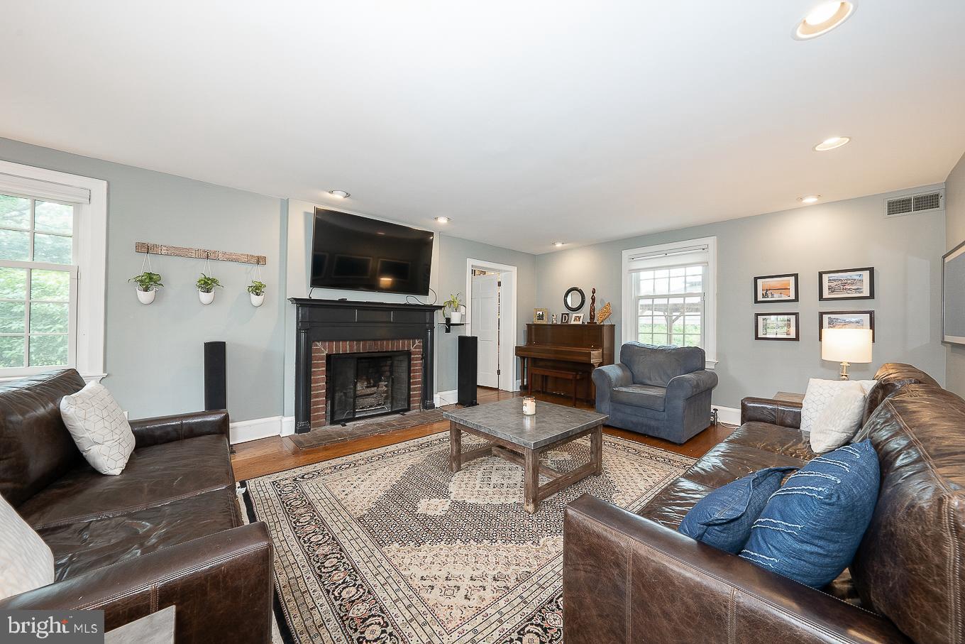 MERION PARK - Residential