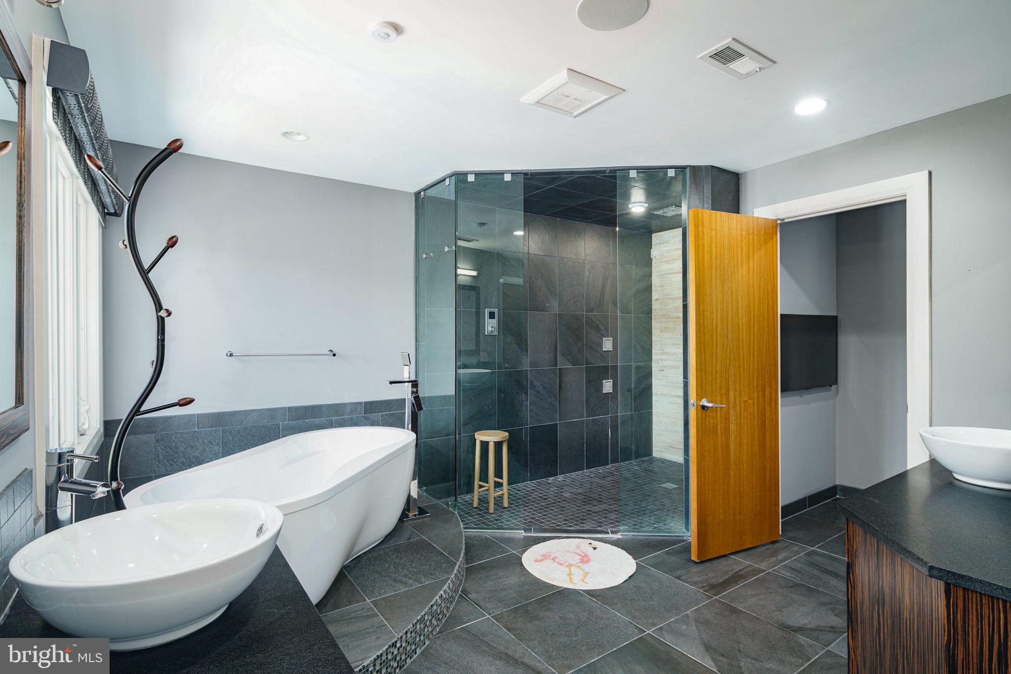 GREYSTONE - Residential