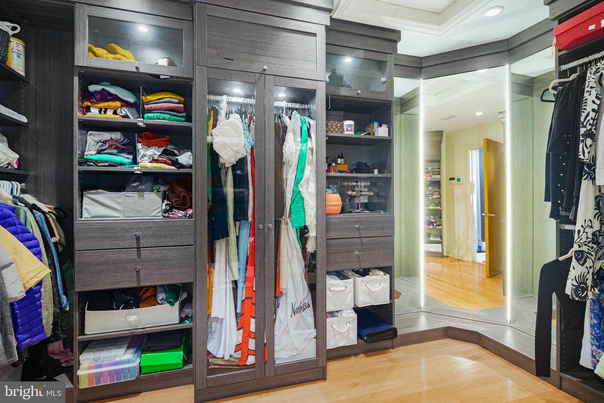 GREYSTONE - Residential