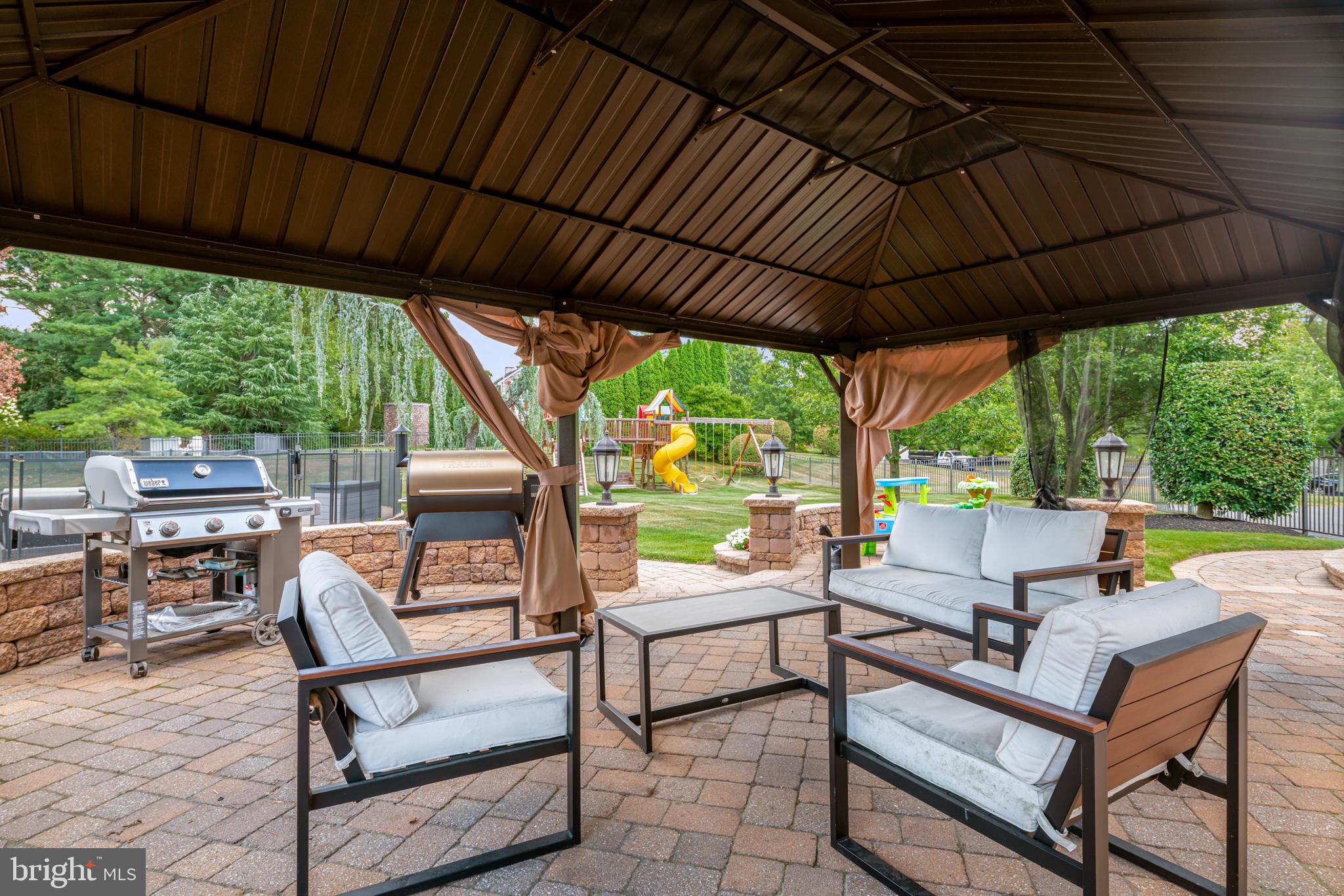 GREYSTONE - Residential