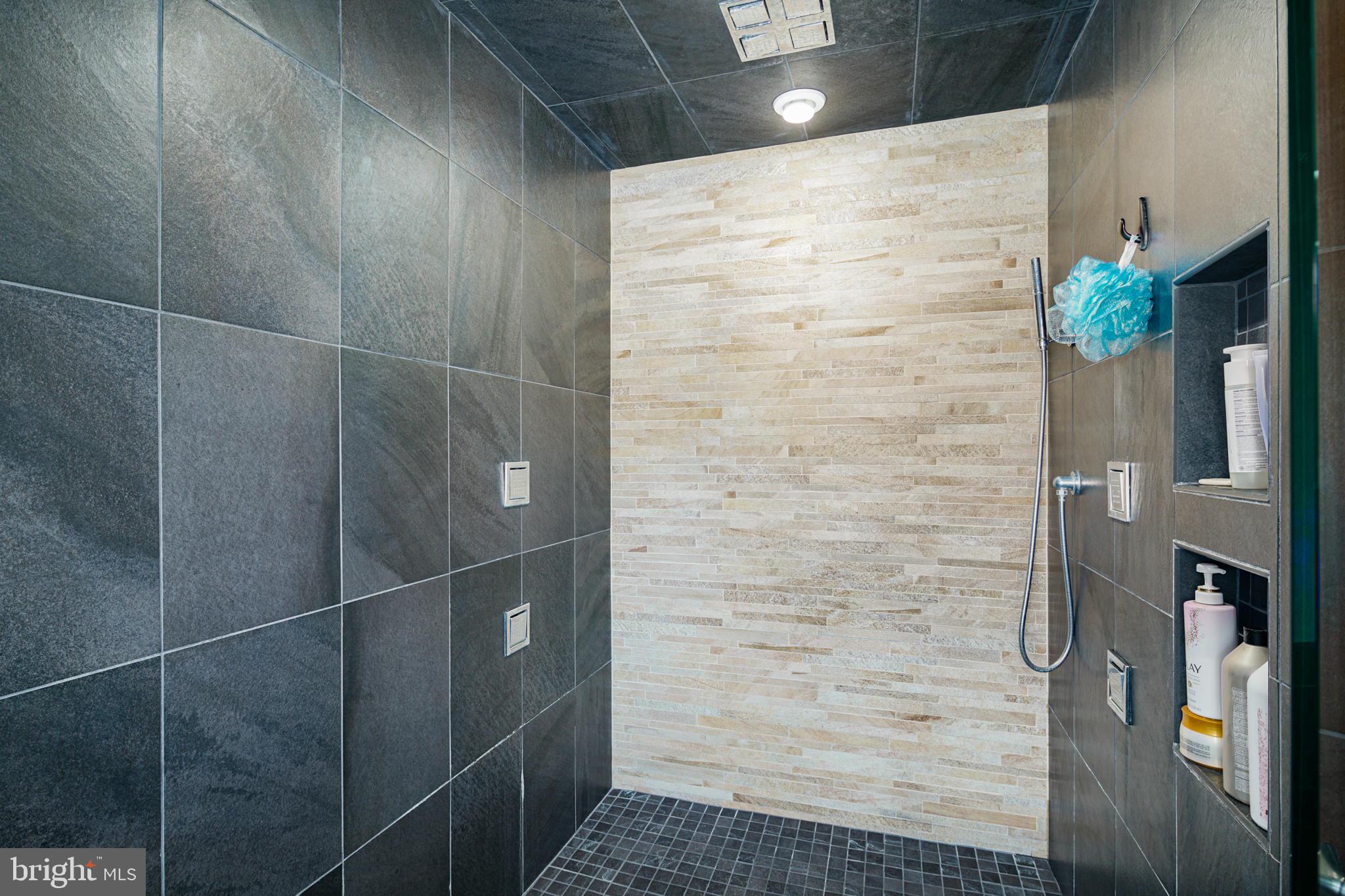 GREYSTONE - Residential