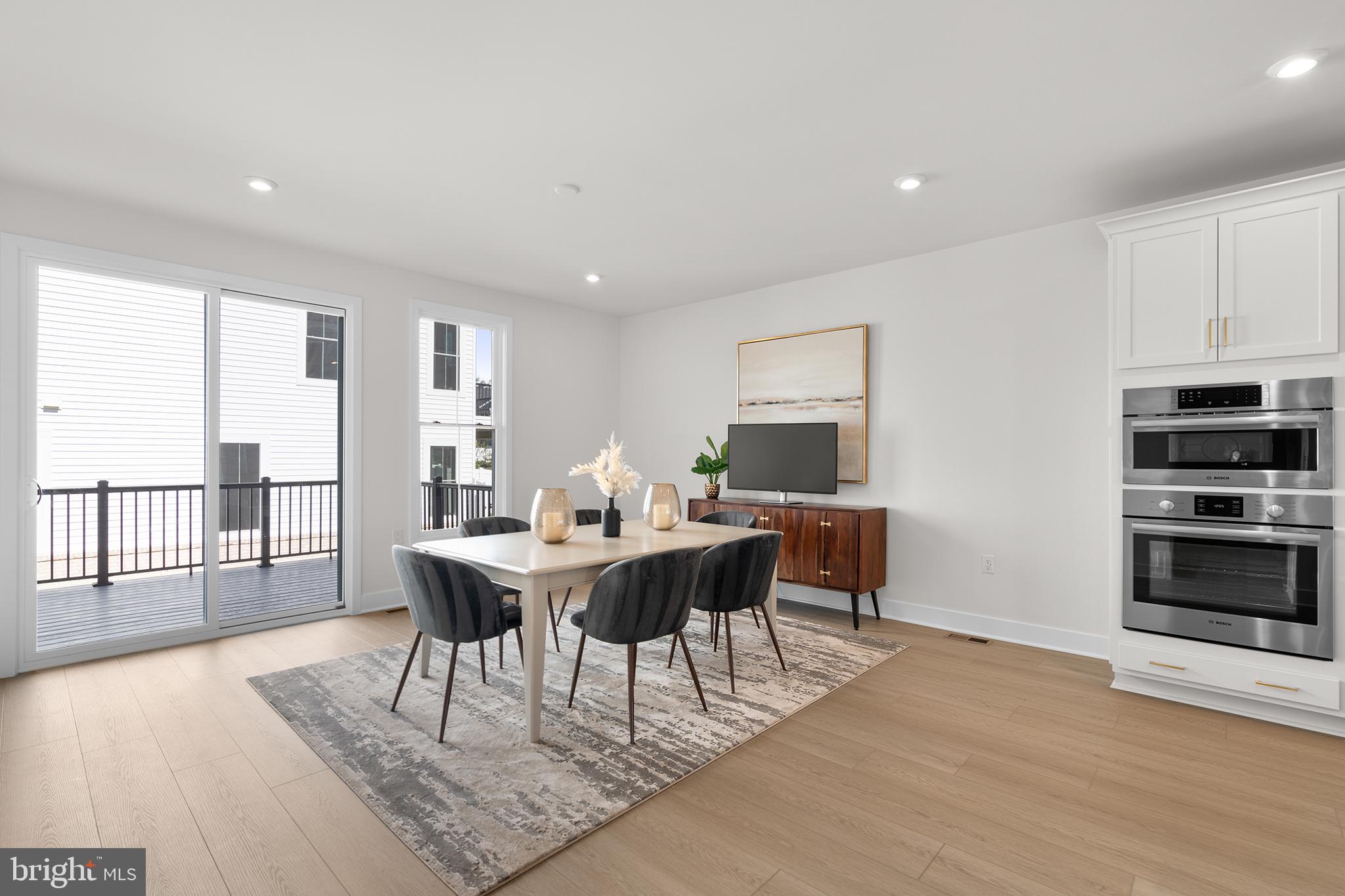 LOUDOUN - Residential