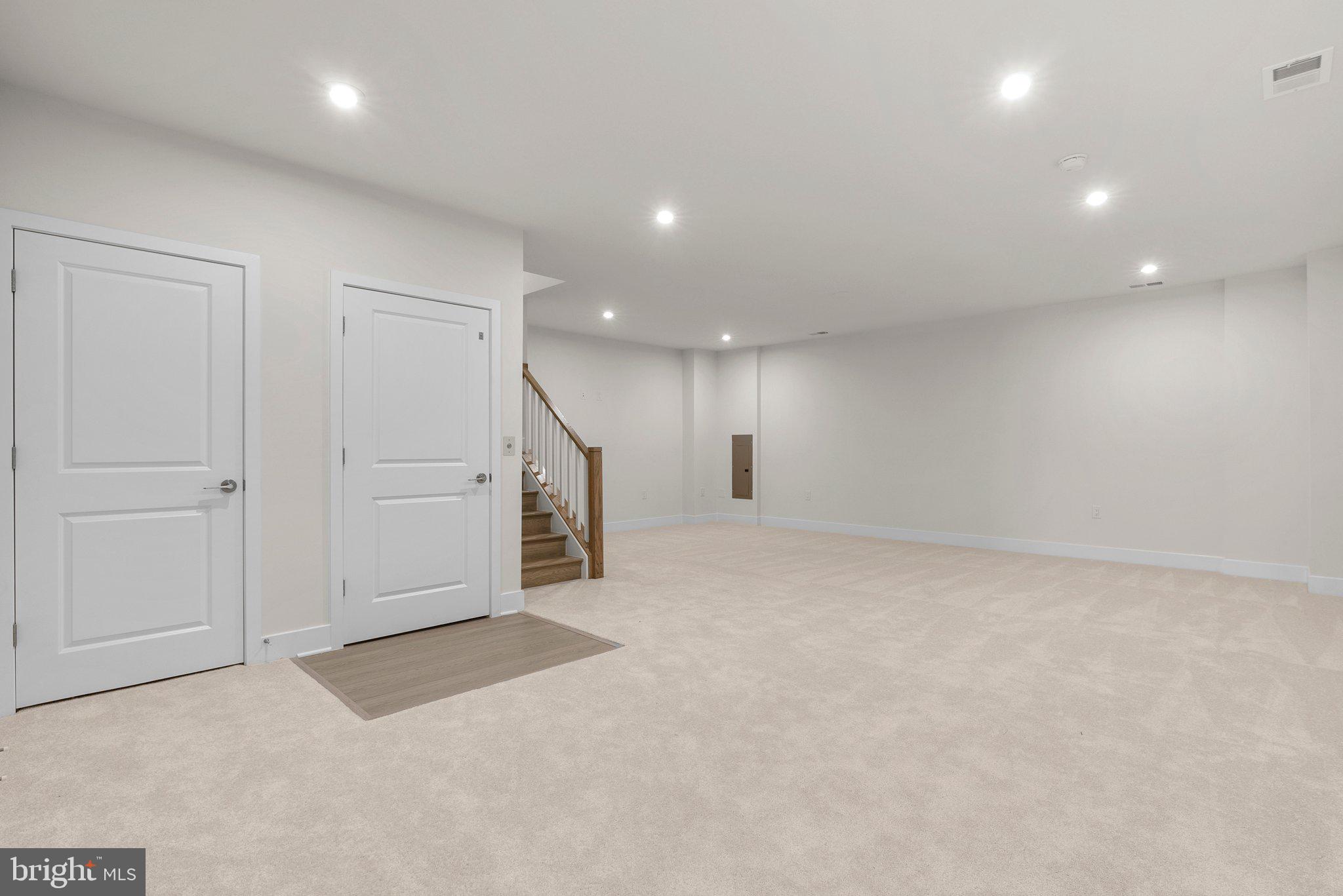 LOUDOUN - Residential