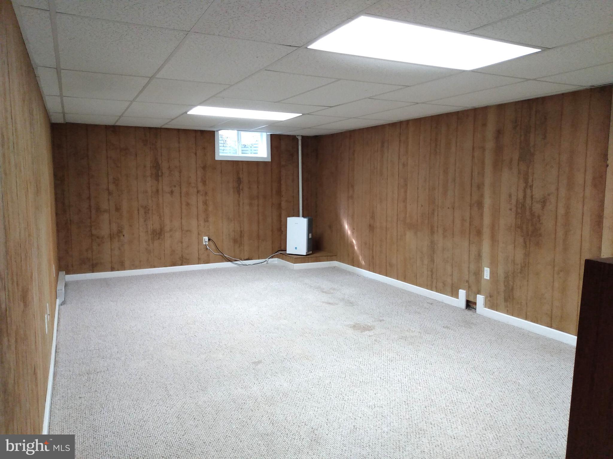 GUILFORD HILLSIDE - Residential Lease