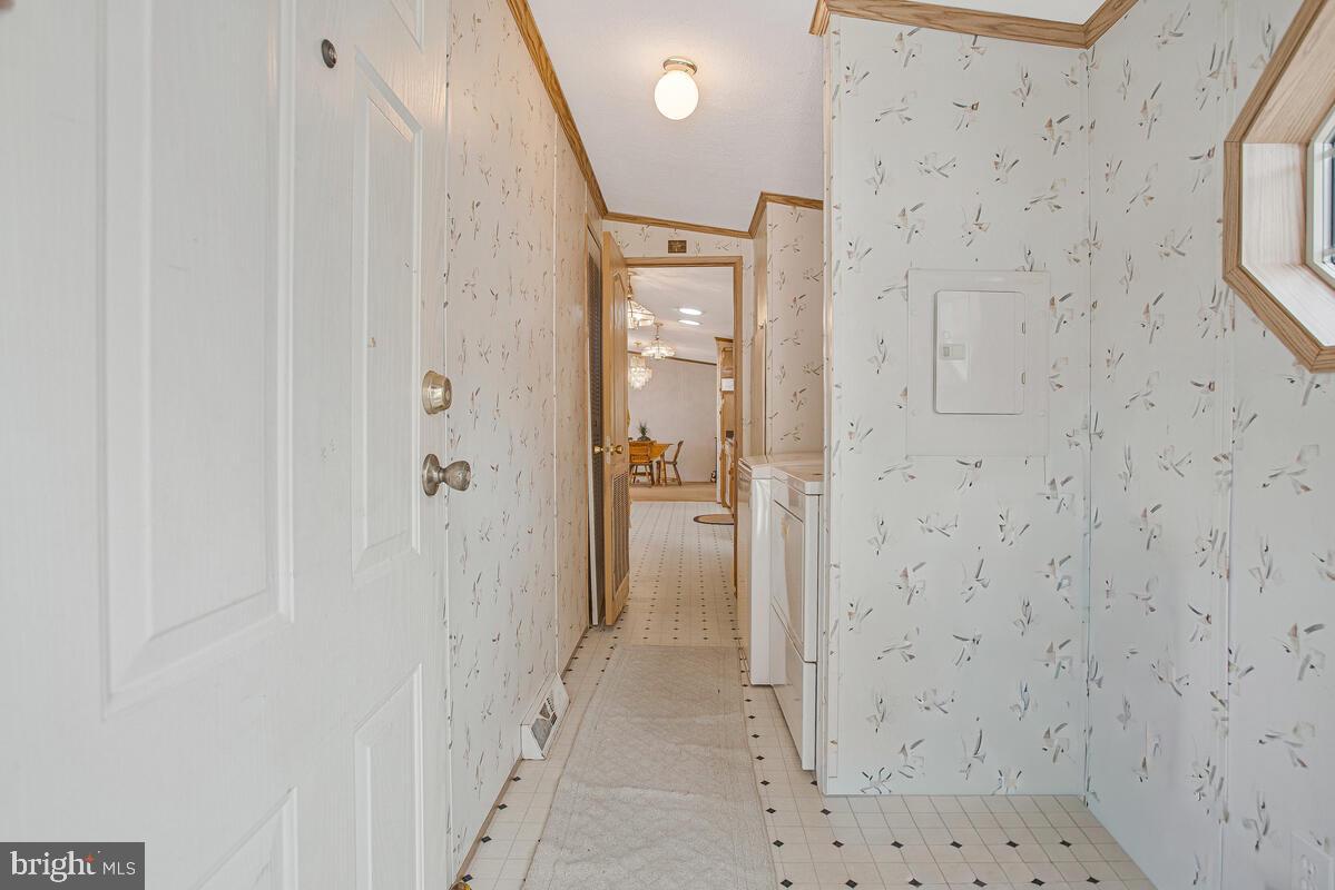 8020 FAIR BREEZE DRIVE