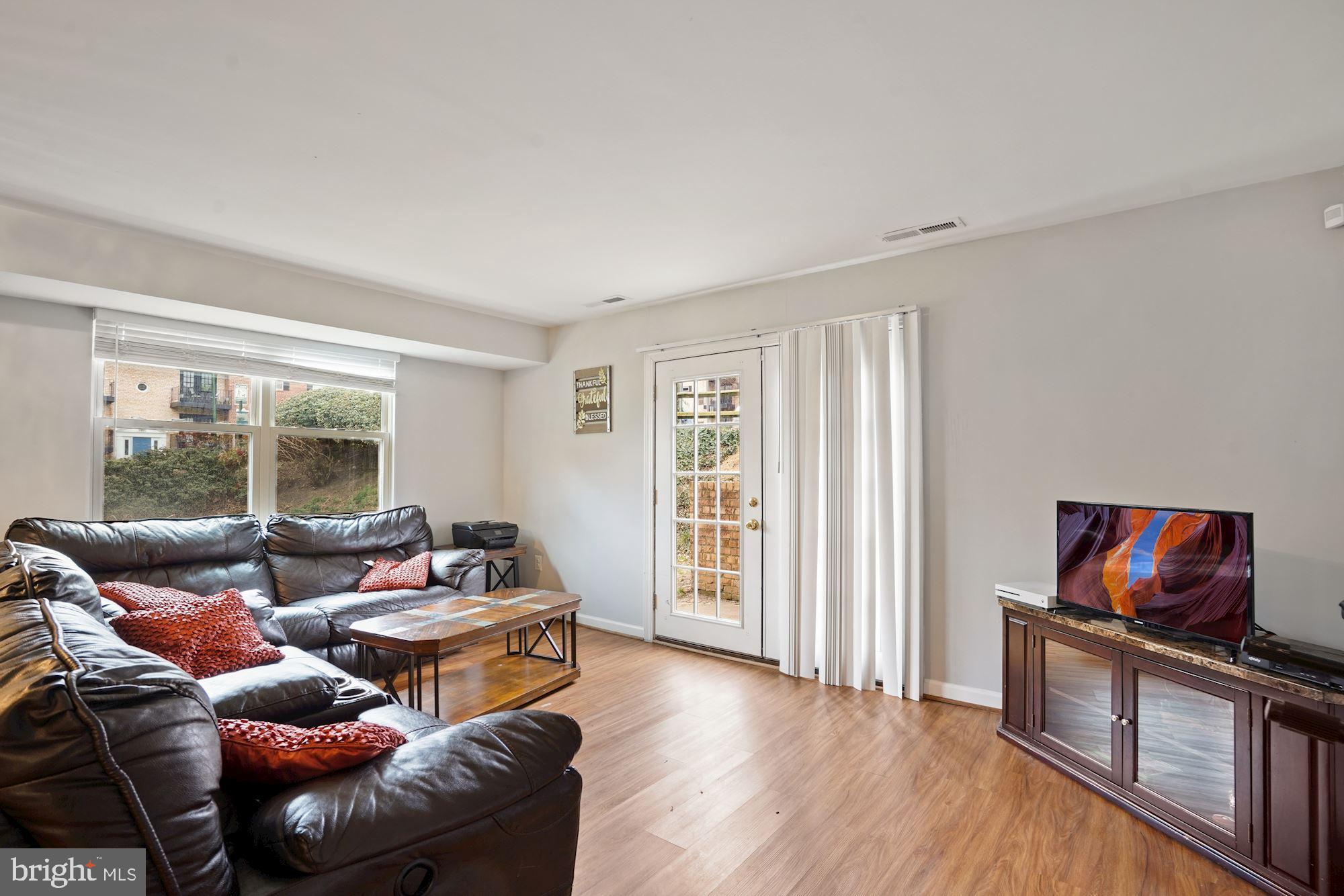 405 N BEAUREGARD STREET 405