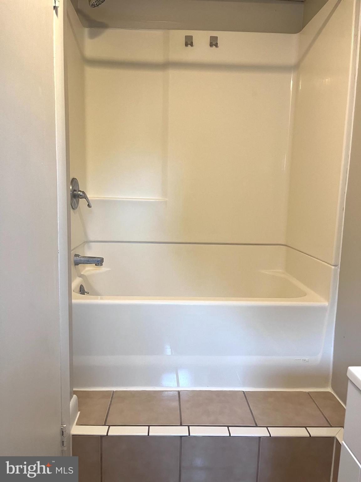 NEWVILLE BOROUGH - Residential