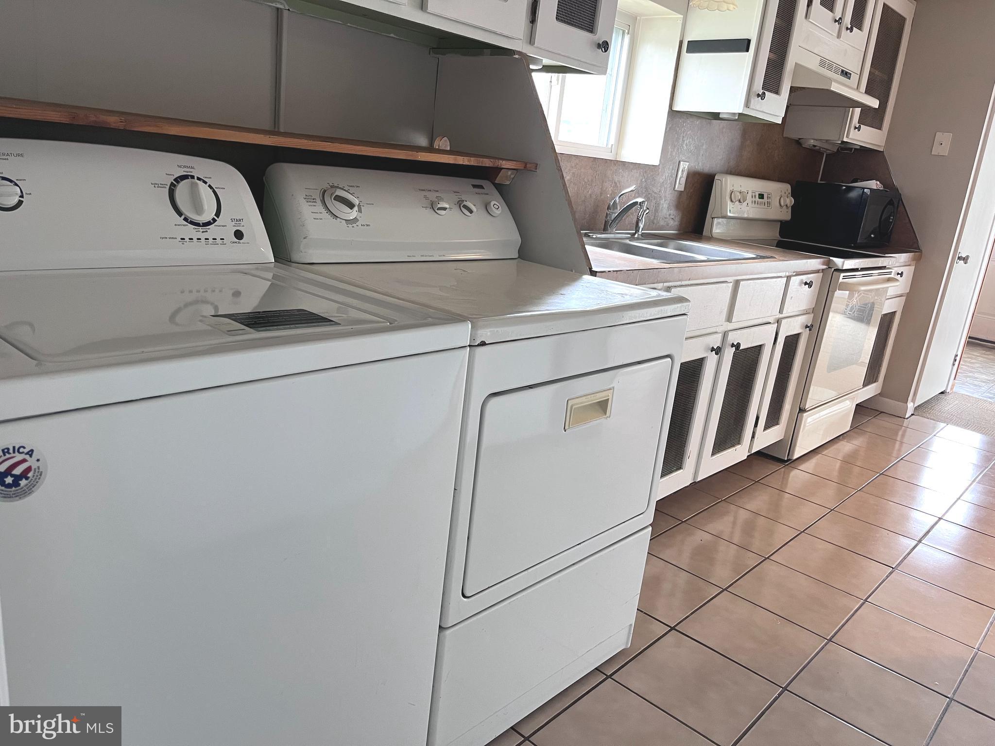 NEWVILLE BOROUGH - Residential