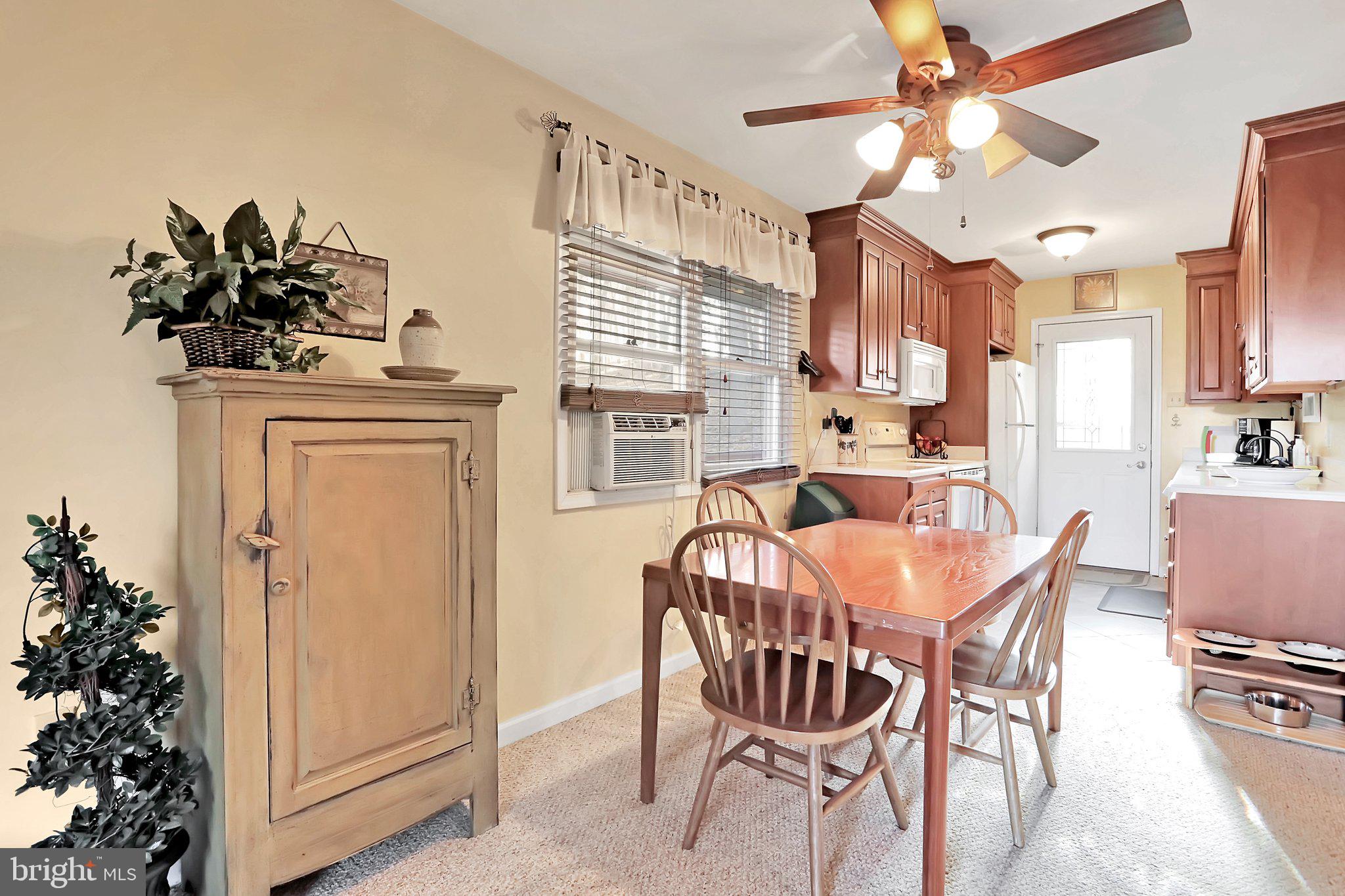 RIVER RIDGE - Residential