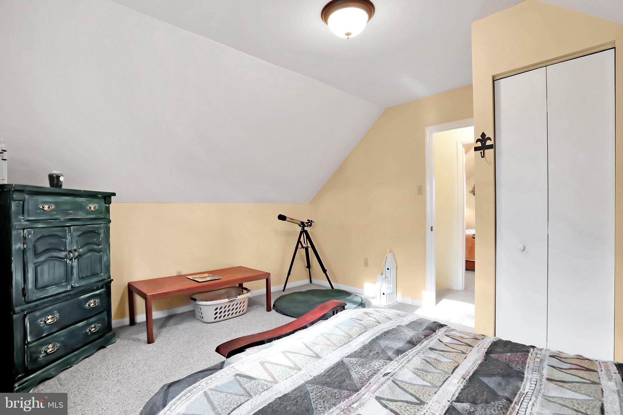 RIVER RIDGE - Residential