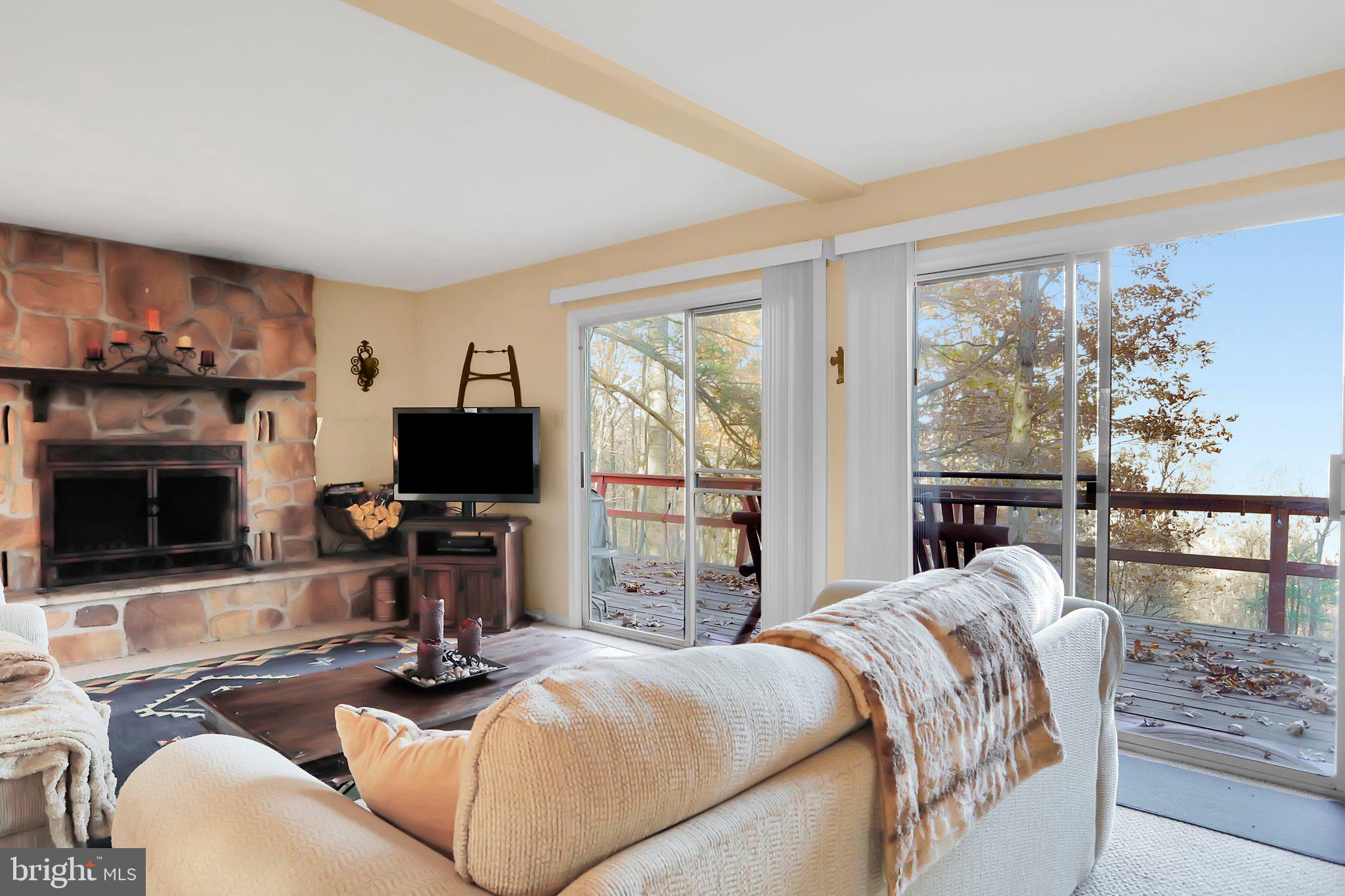 RIVER RIDGE - Residential