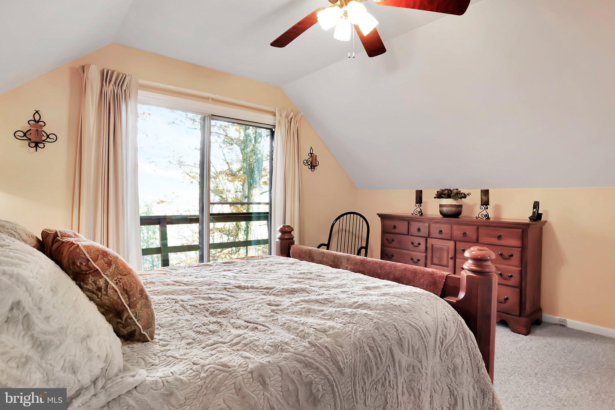 RIVER RIDGE - Residential