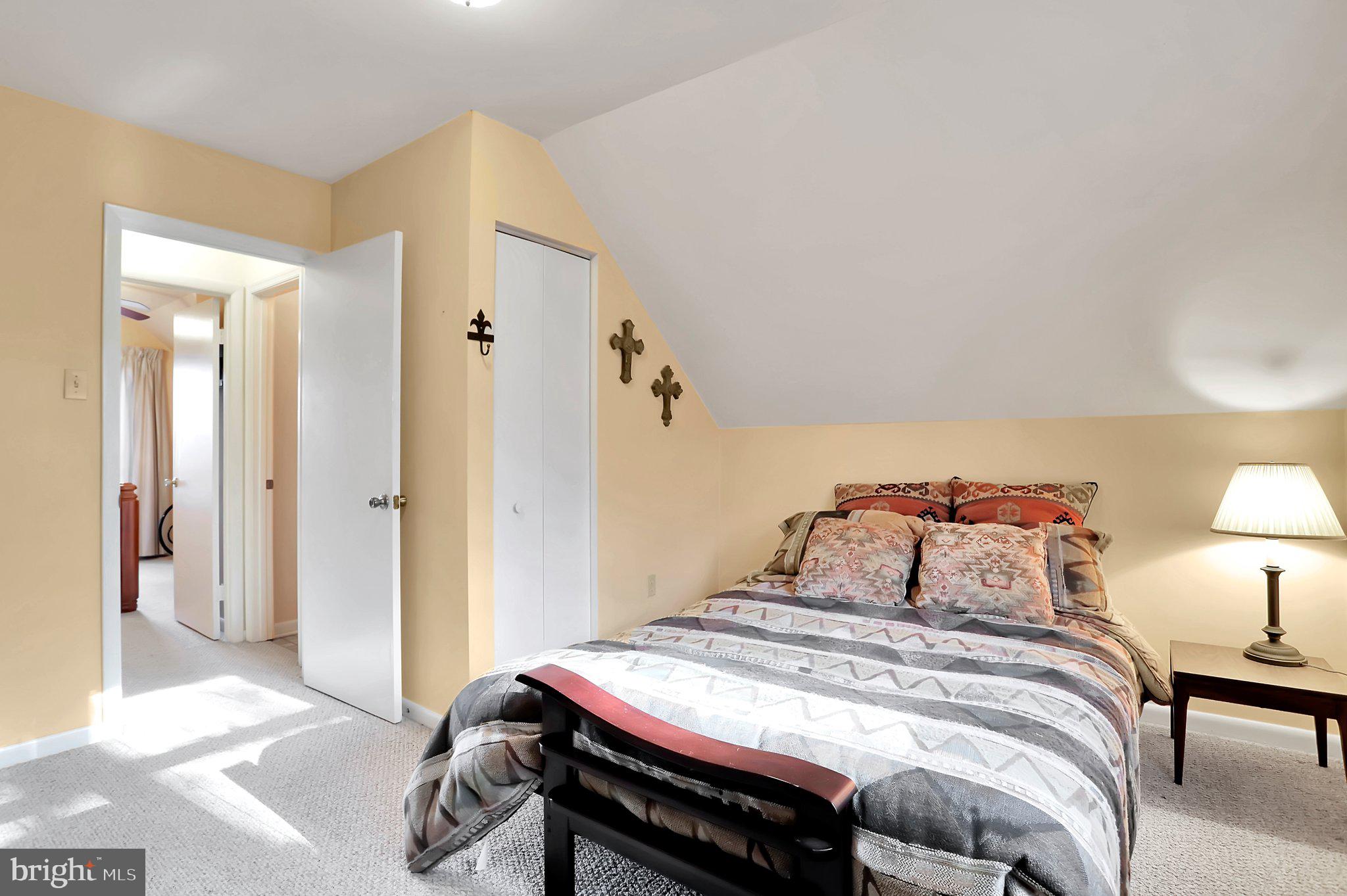 RIVER RIDGE - Residential