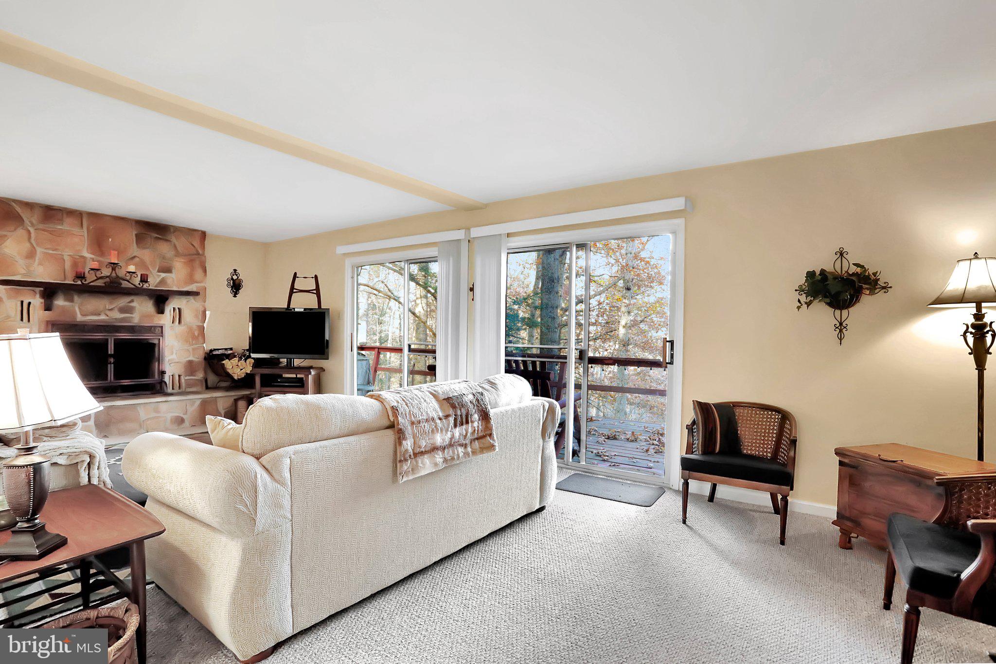 RIVER RIDGE - Residential