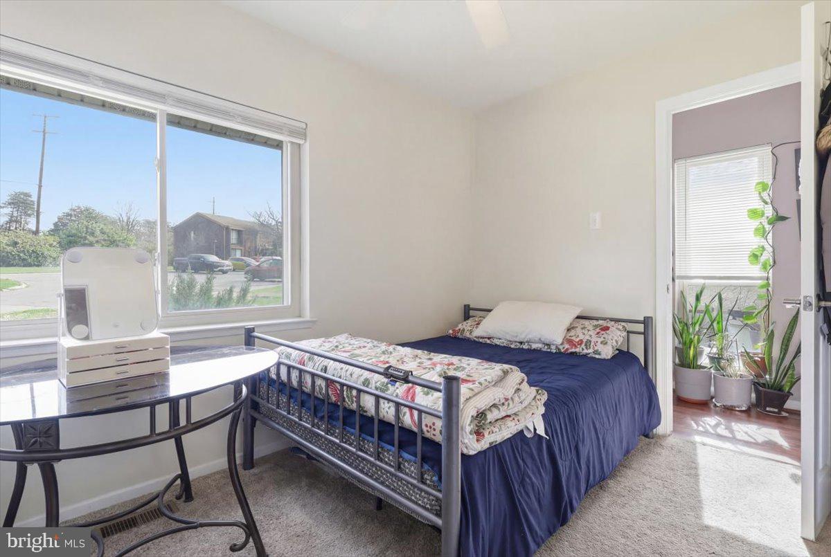 GLEN ORA PLAT THREE - Residential