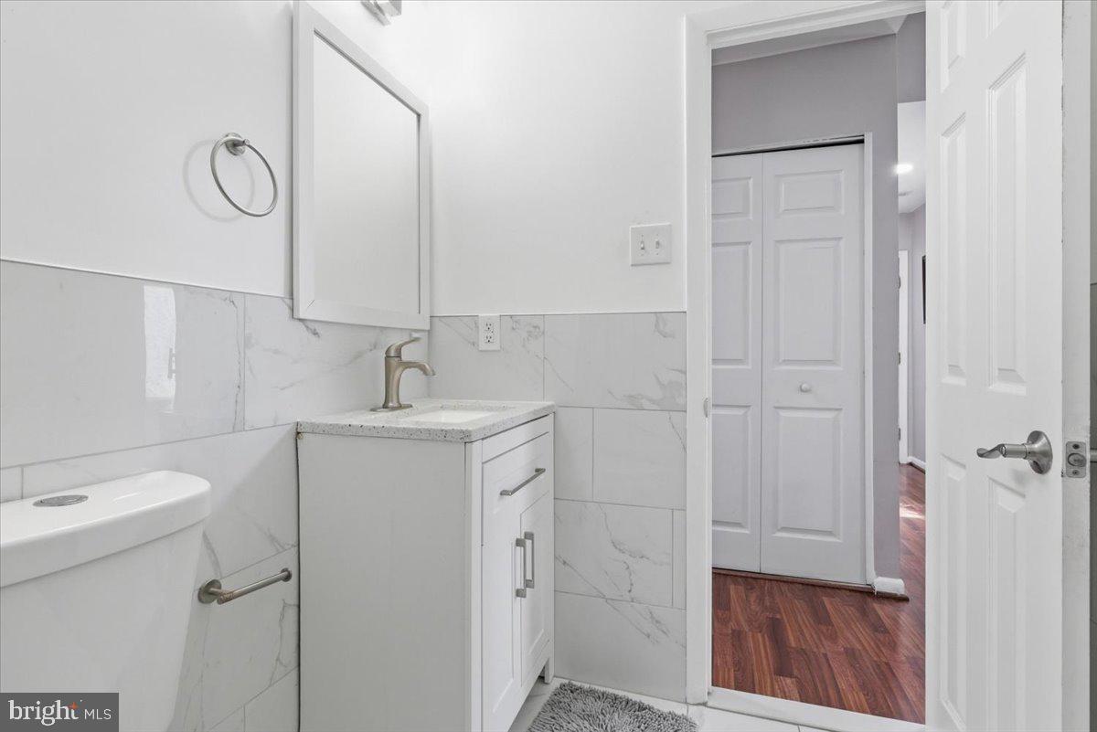 GLEN ORA PLAT THREE - Residential