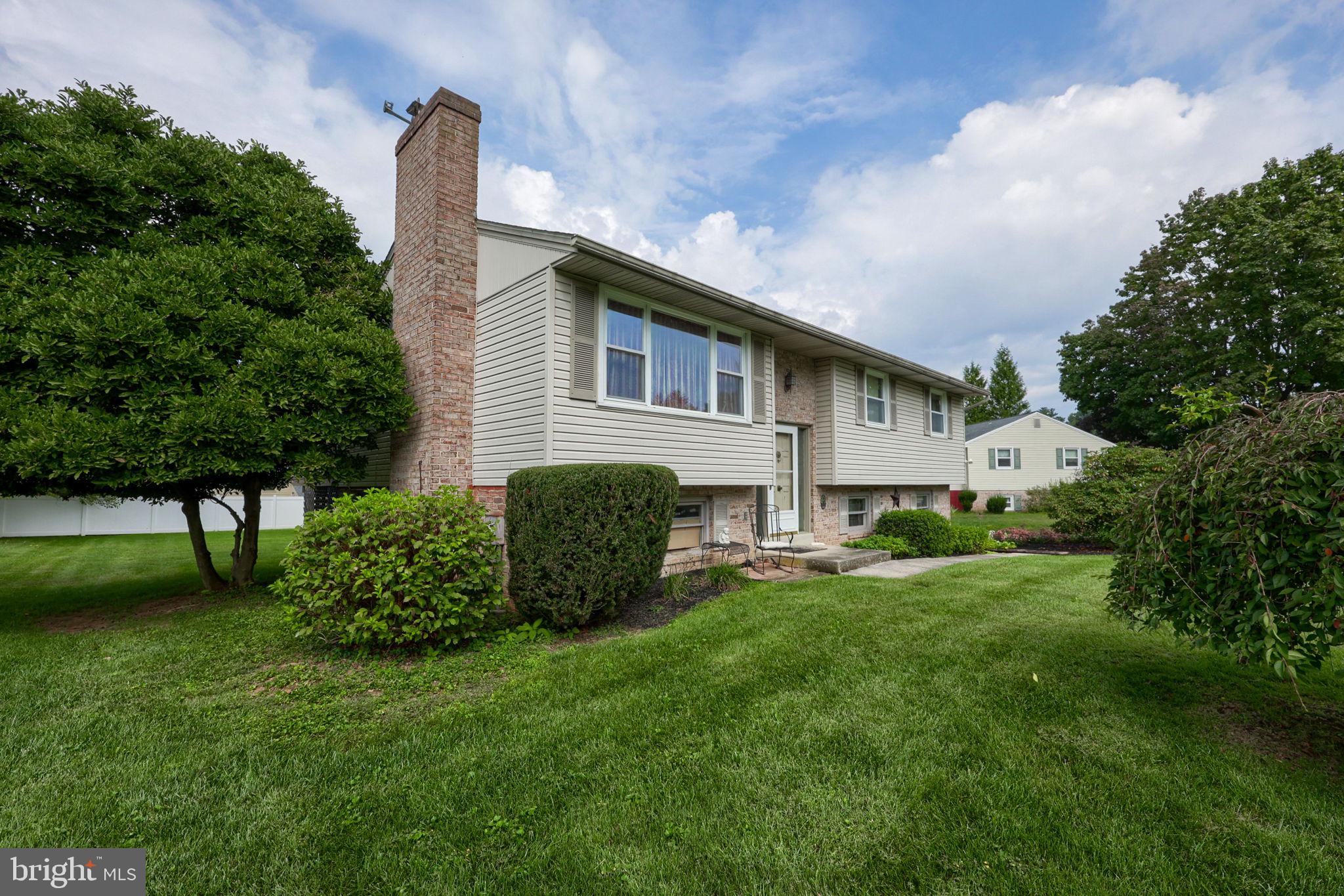 762 EASTSIDE DRIVE