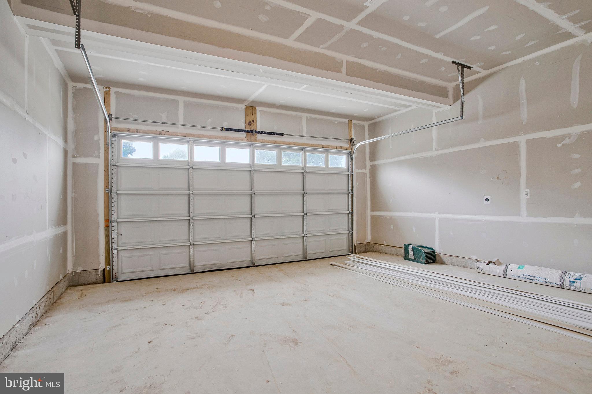 ROBERTS CROSSING - Residential